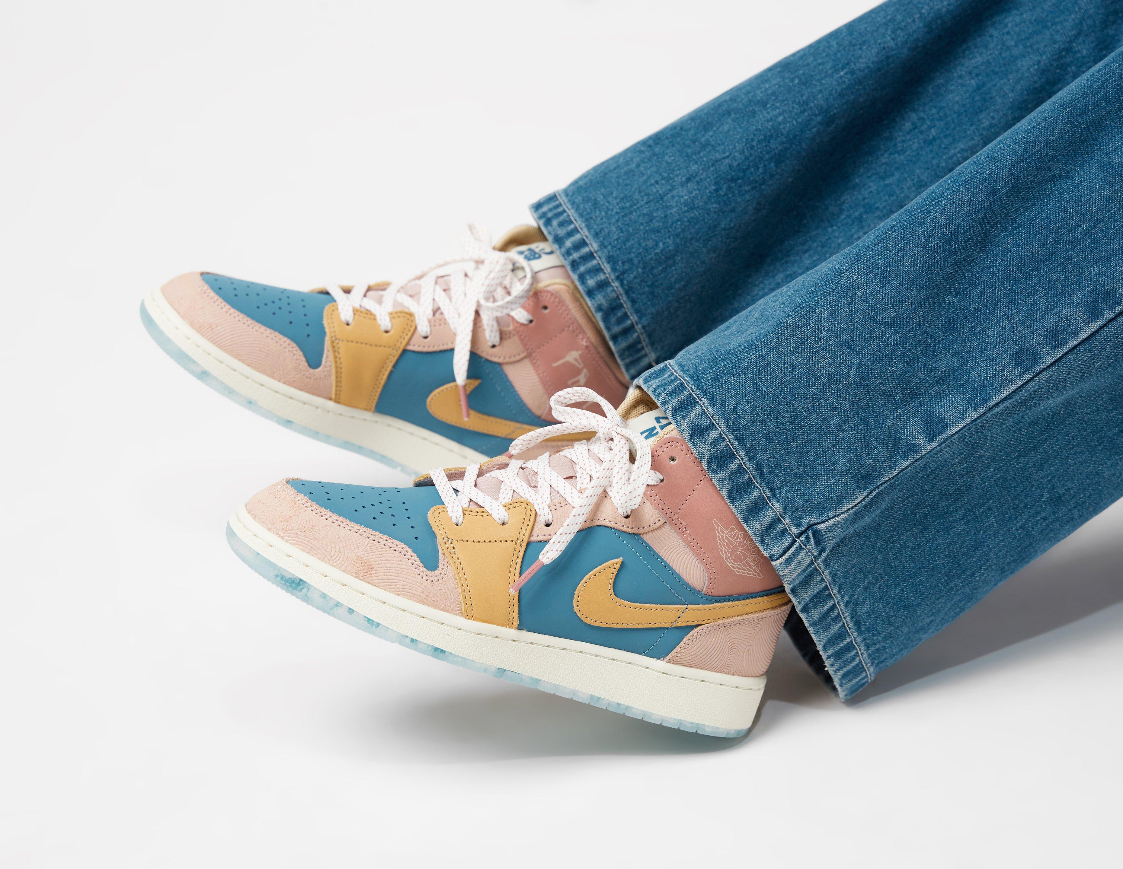 Jordan Air 1 Mid Women's