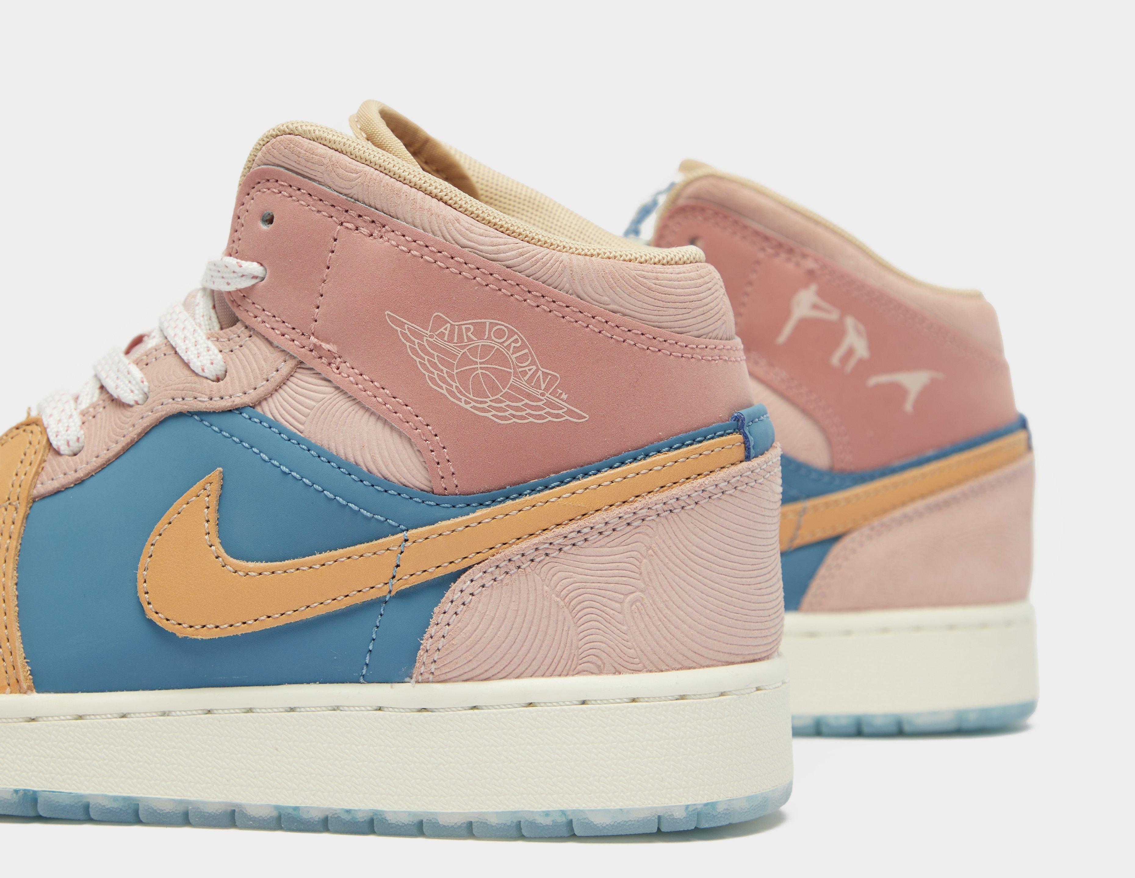 Jordan Air 1 Mid Women's