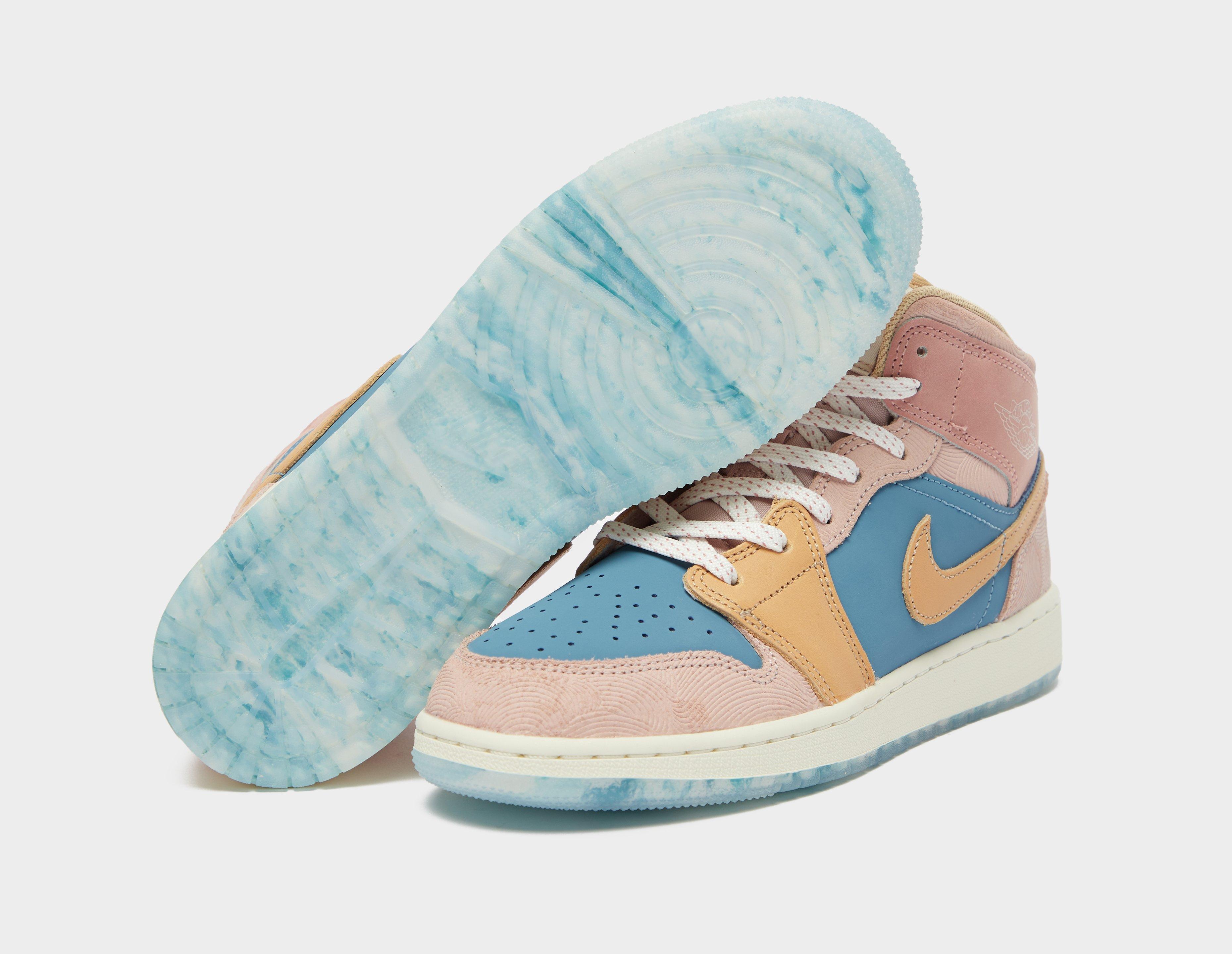 Jordan Air 1 Mid Women's