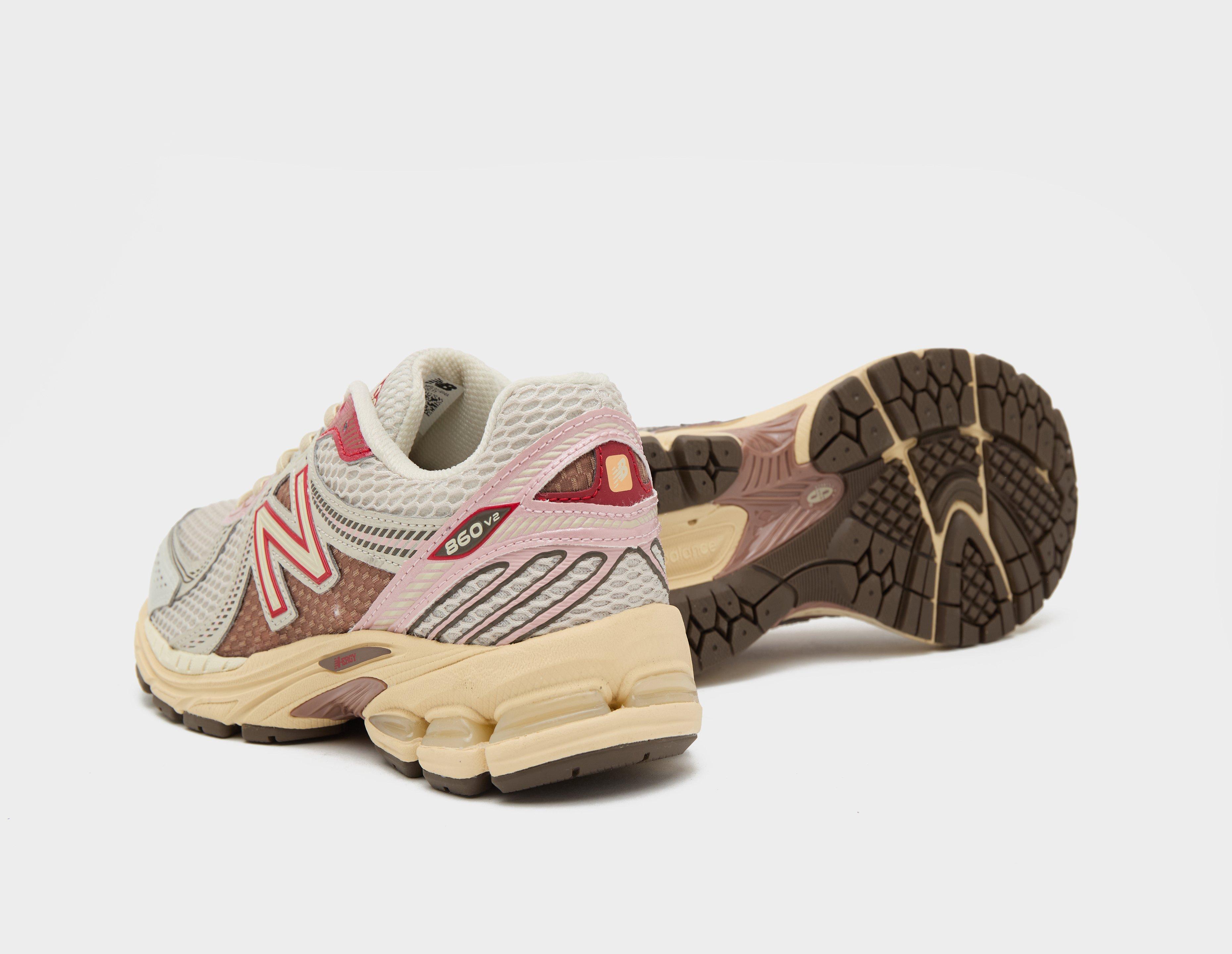 New Balance 860v2 - size? exclusive Women's