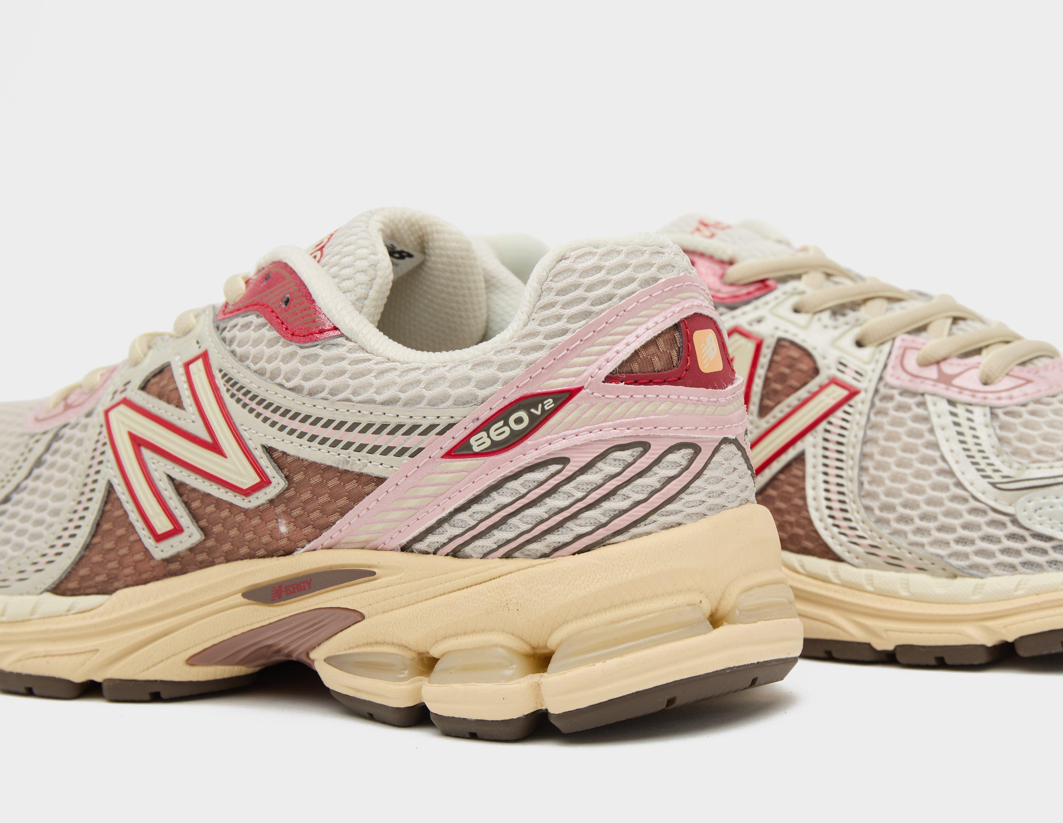 New Balance 860v2 - size? exclusive Women's