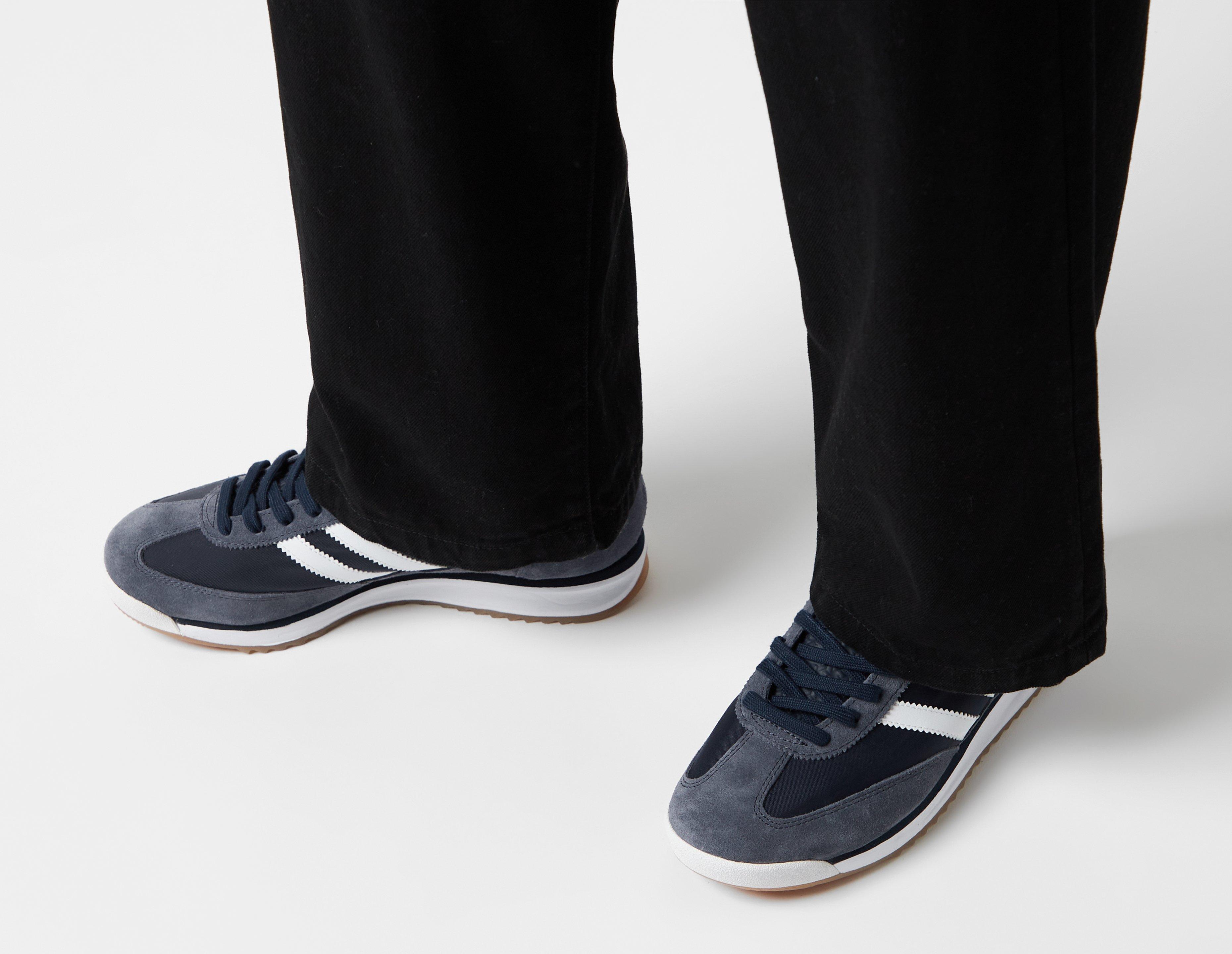 Aitr? zapatillas de running hamburg adidas constitución fuerte