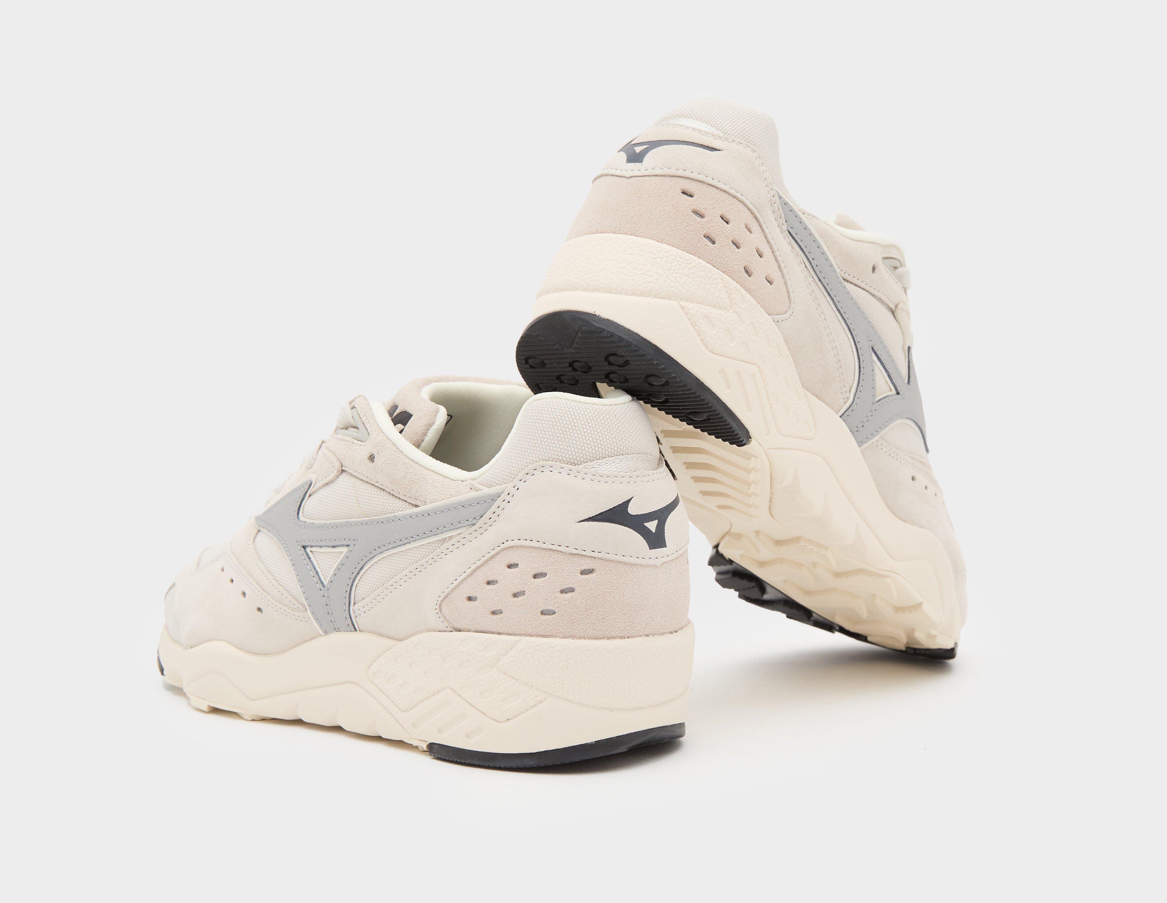 Mizuno Contender Premium