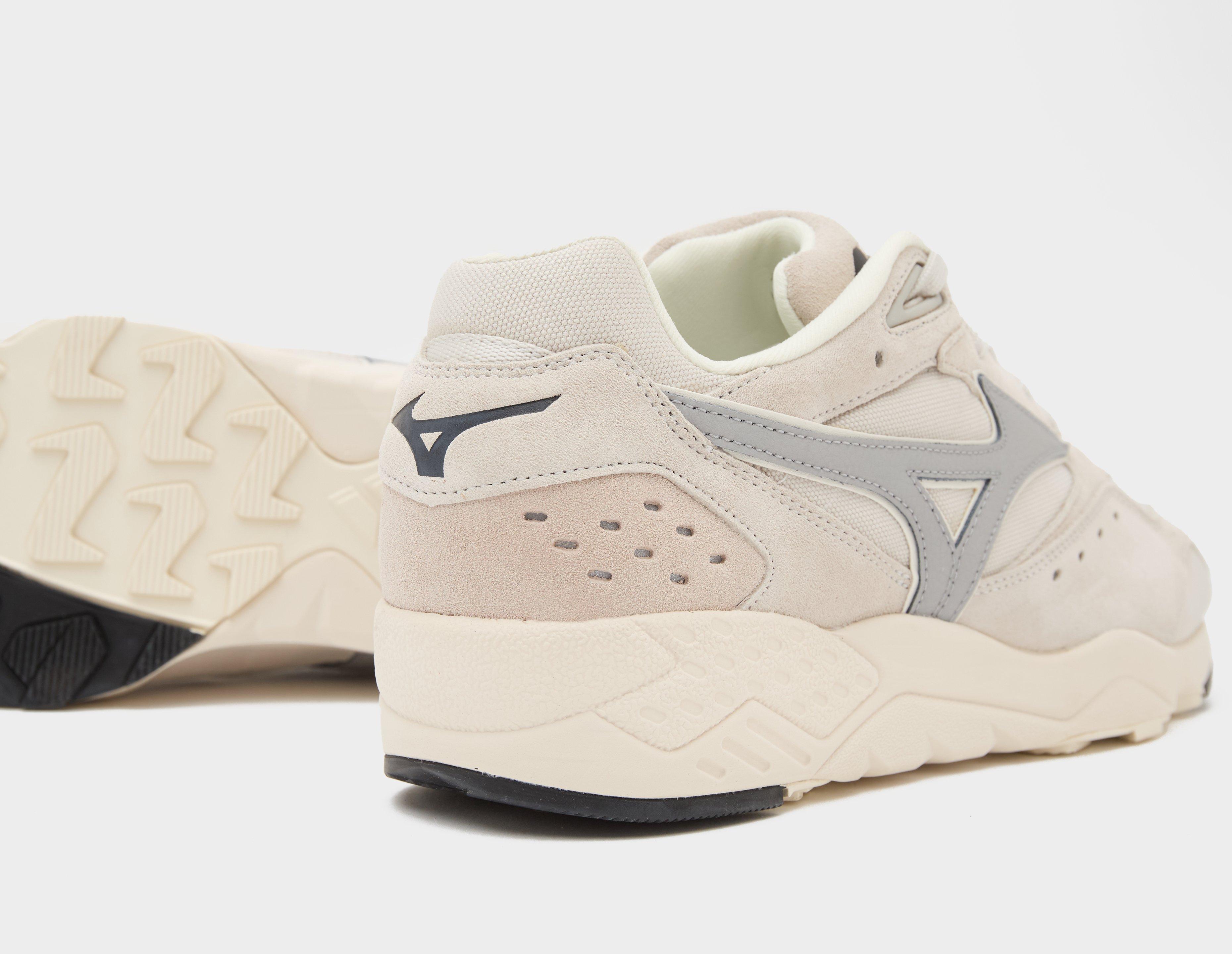 Mizuno Contender Premium