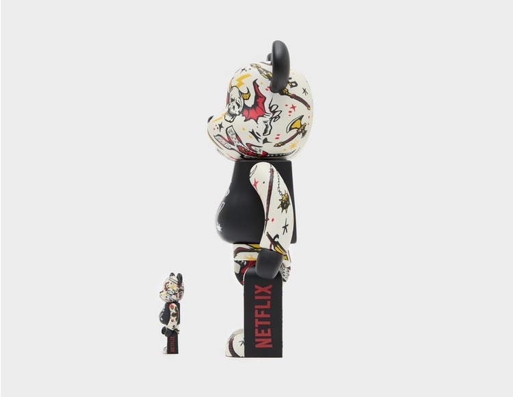 Bearbrick x Stranger Things Hellfire Club 100% & 400% Set Bearbrick x Stranger Things Hellfire Club 100% & 400% Set