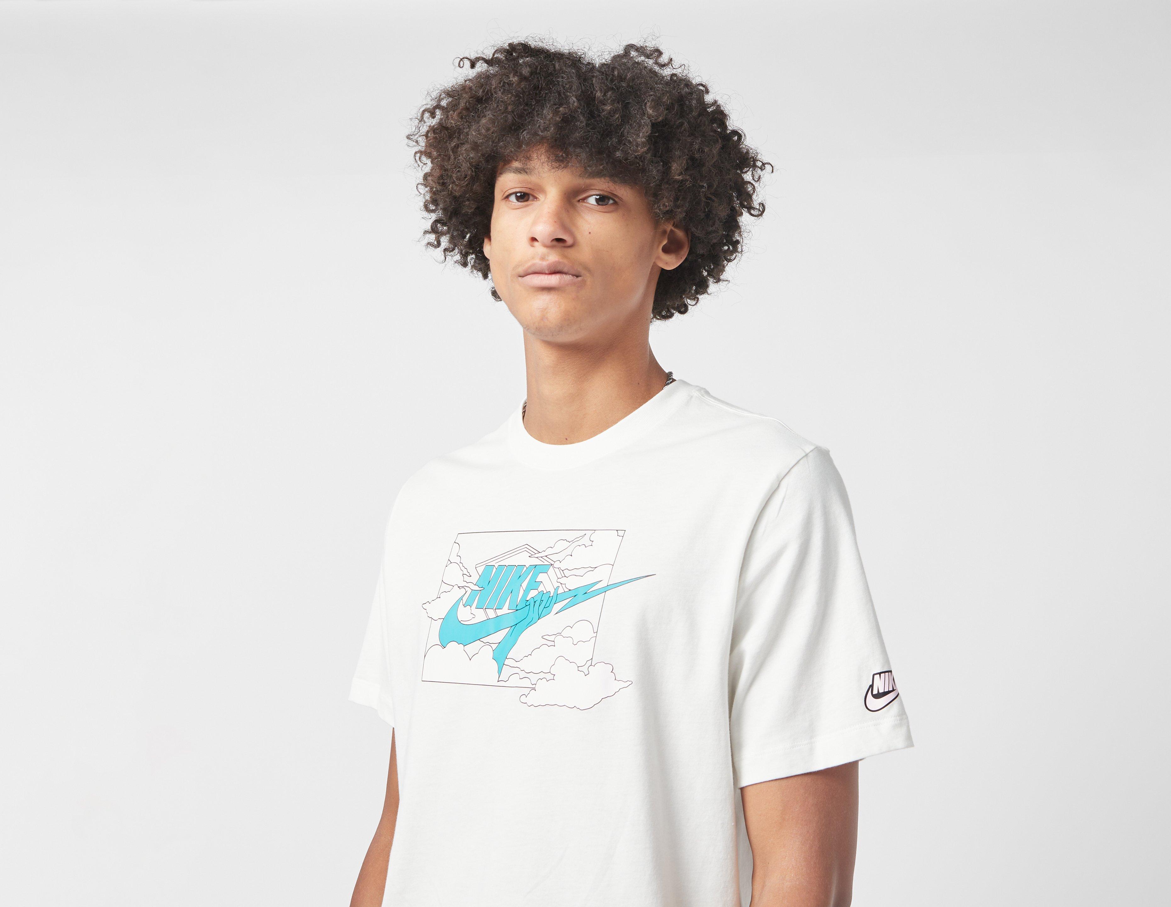 Nike Club Lightning T-Shirt