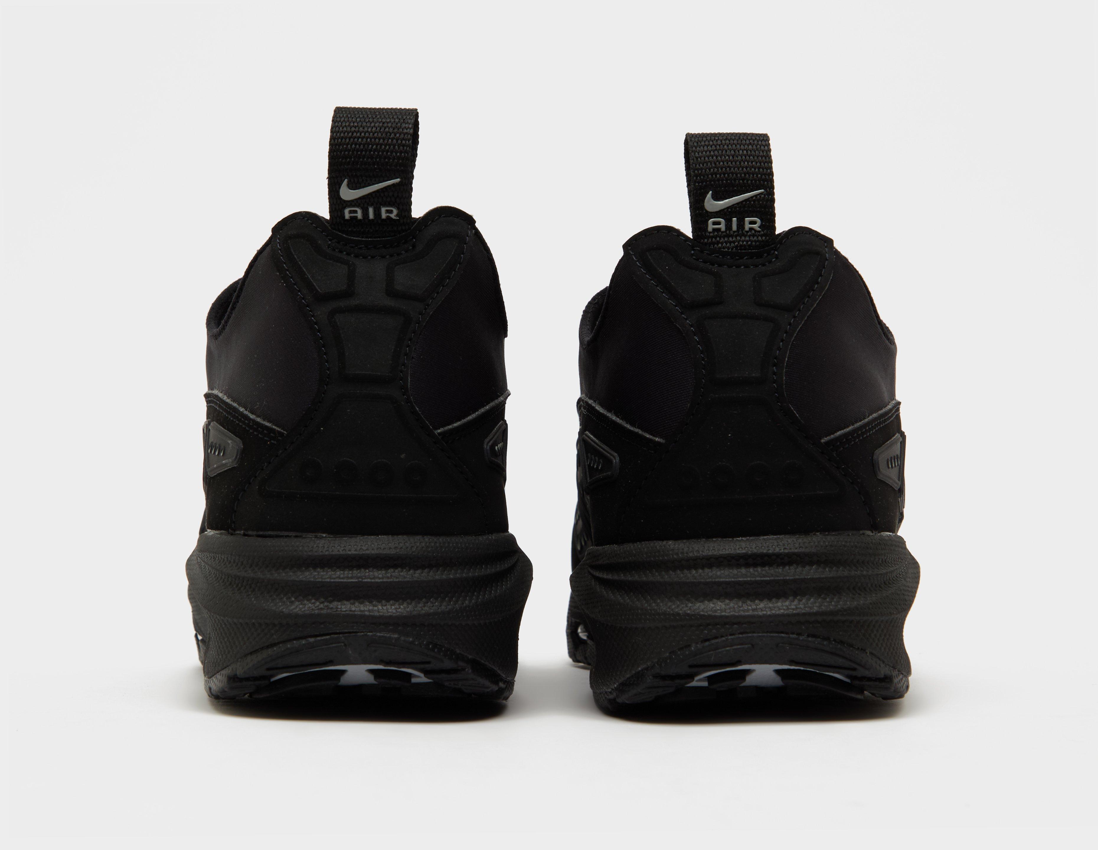 Black nike roshe run foams for sale on amazon this week