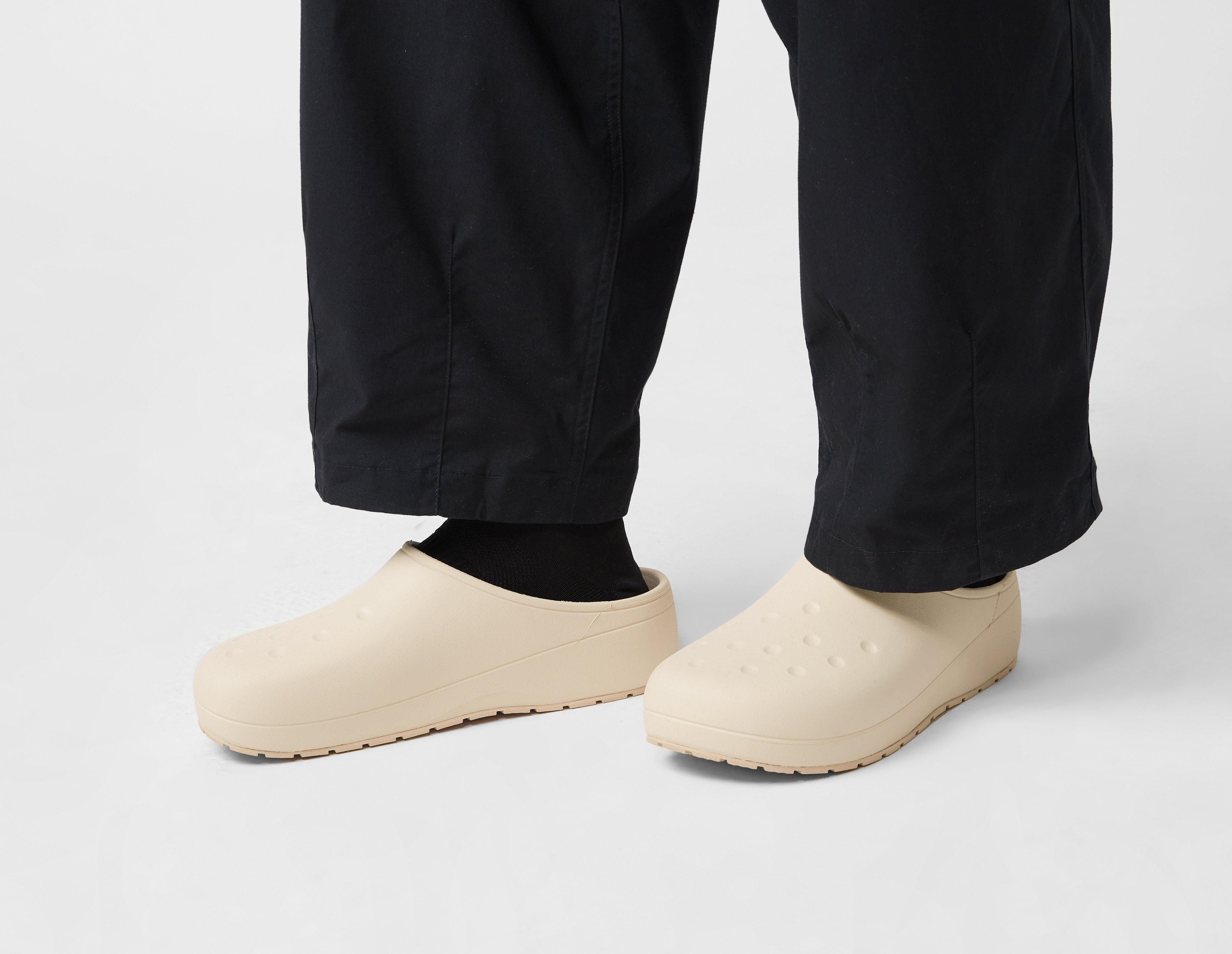 Crocs Classic Icon Clog