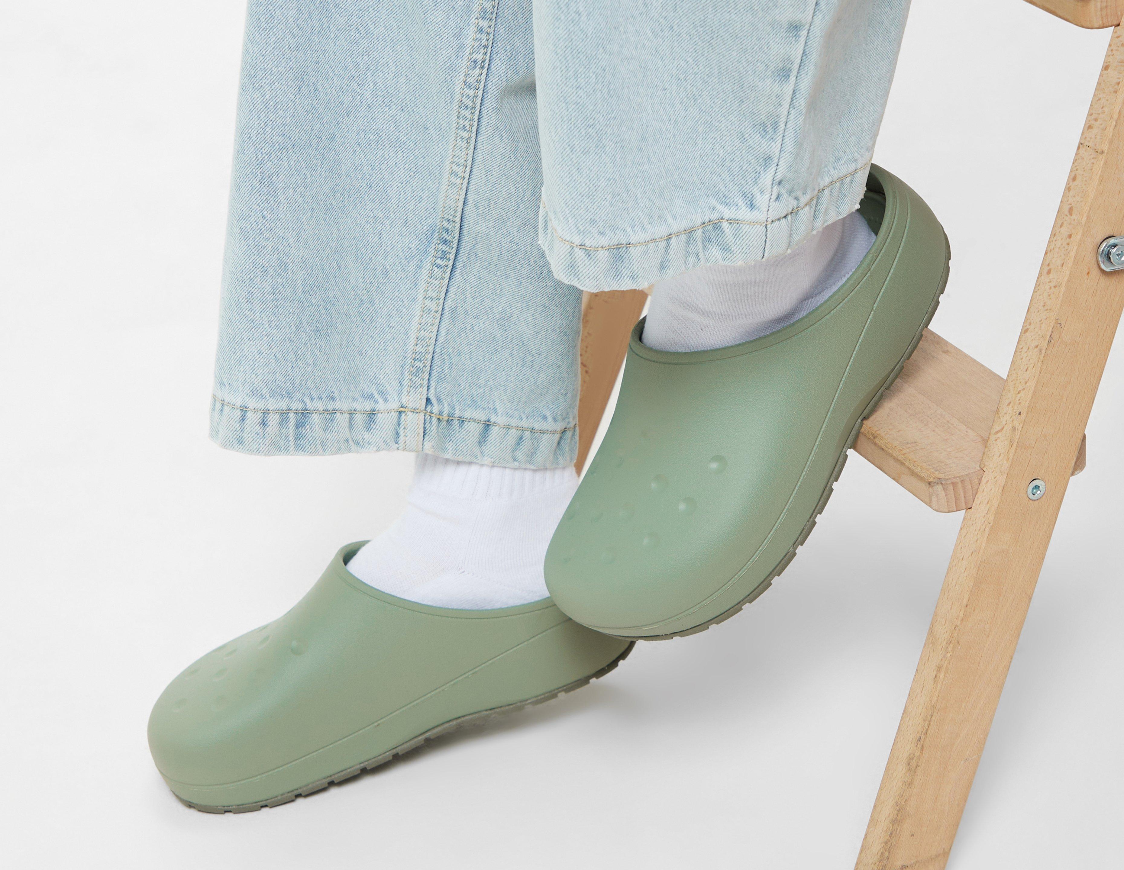 Crocs Classic Icon Clogs Women's