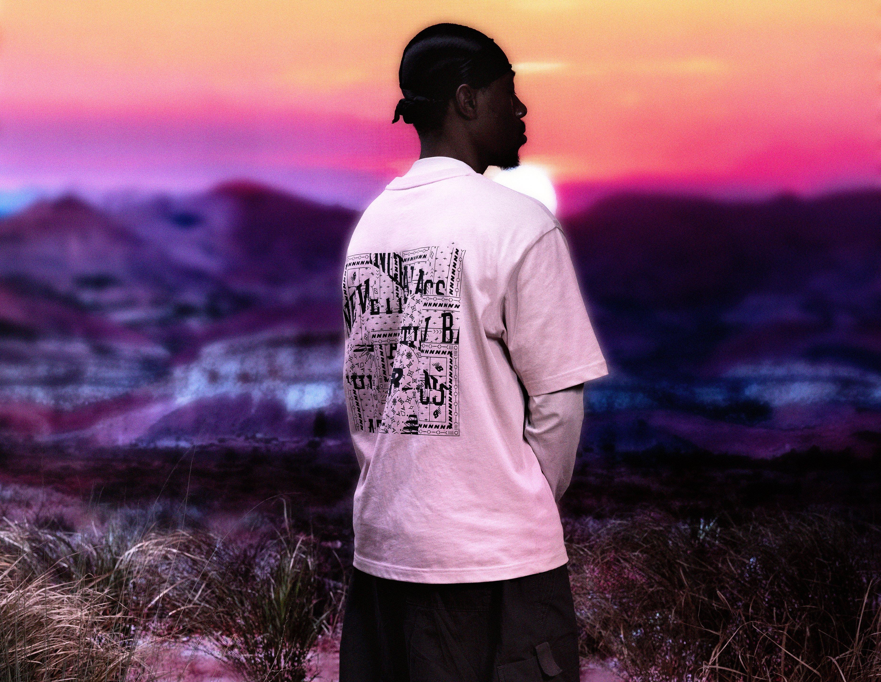 New Balance 860v2 Roundel T-Shirt - size? exclusive