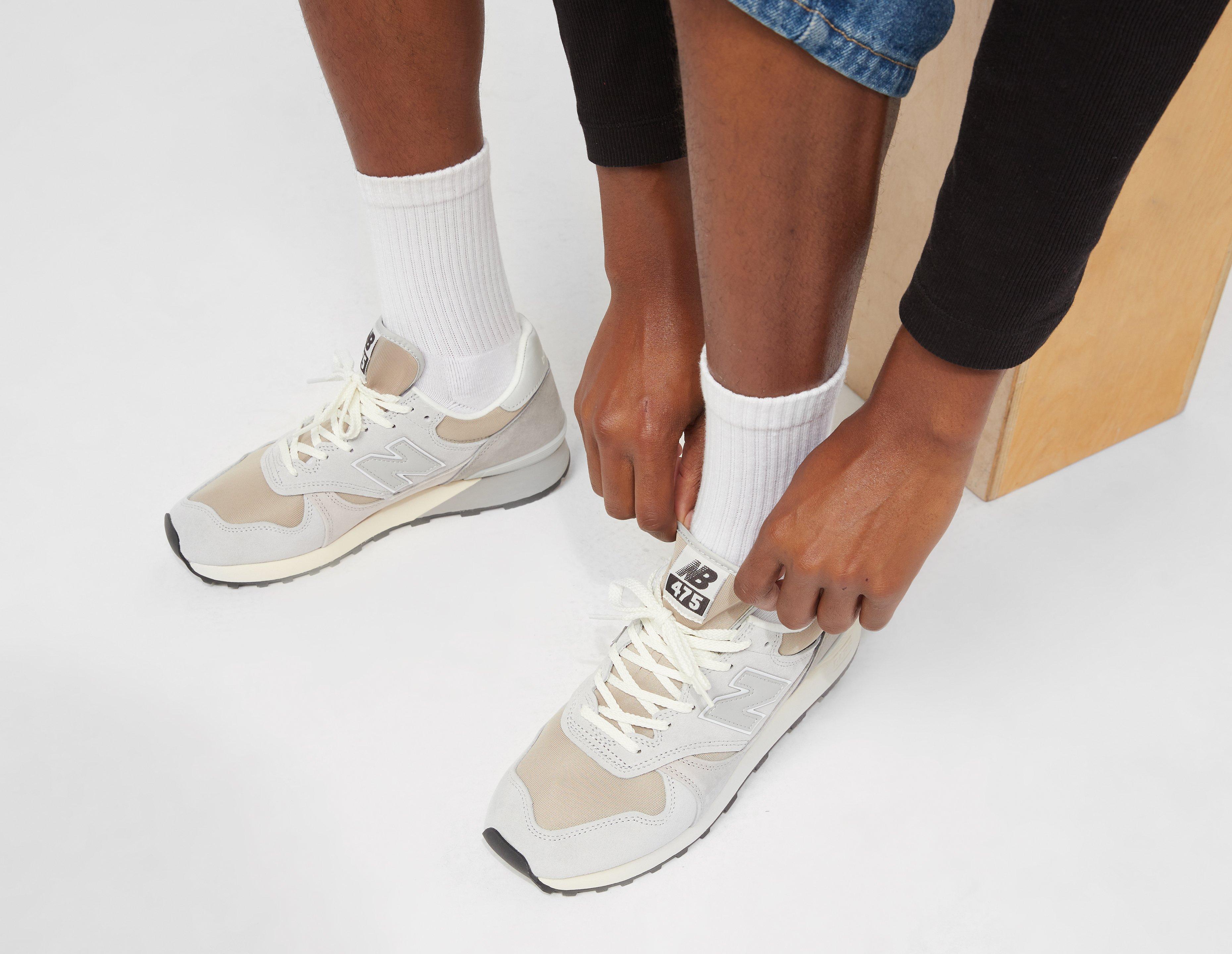 New Balance 475