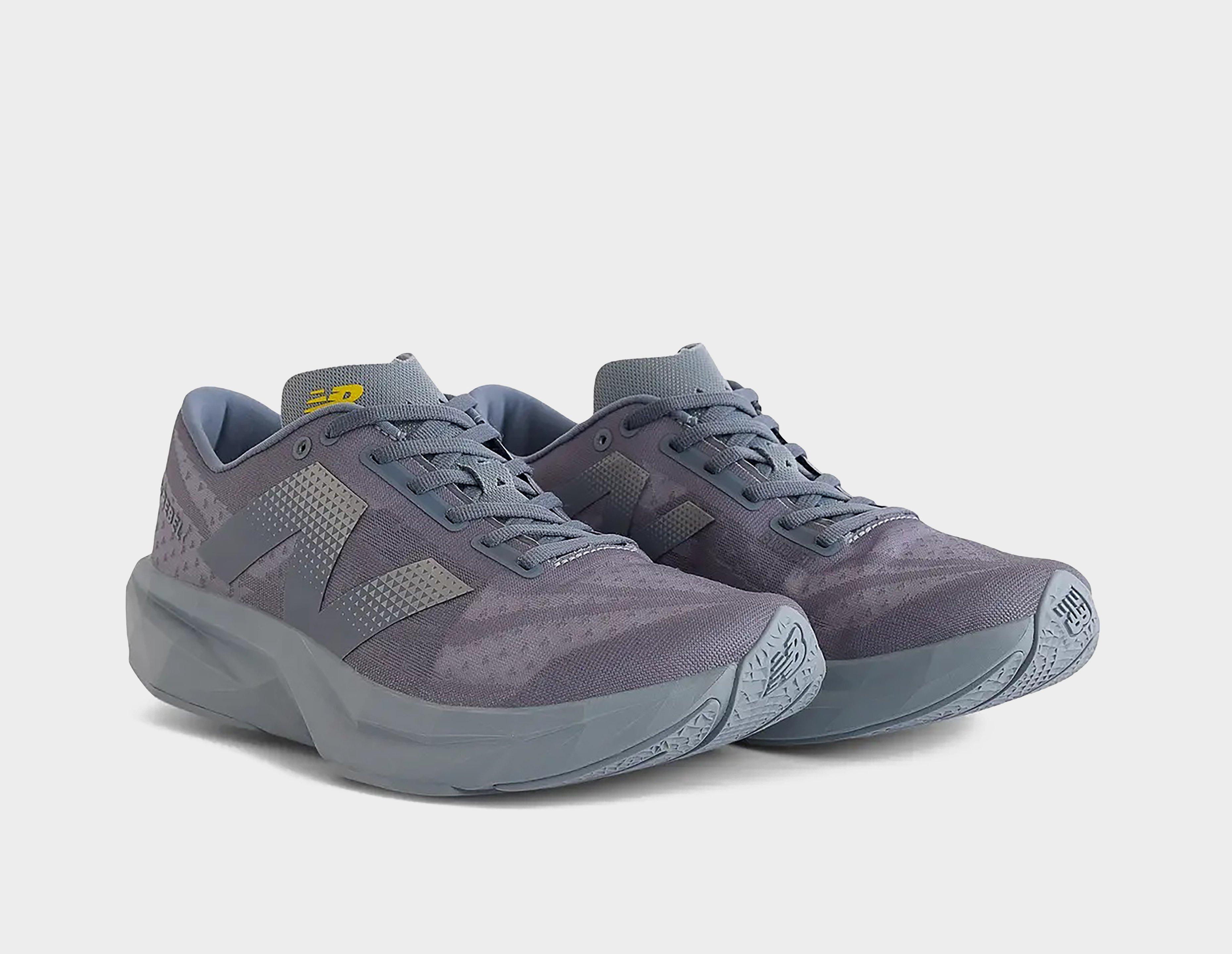 New Balance FuelCell Rebel