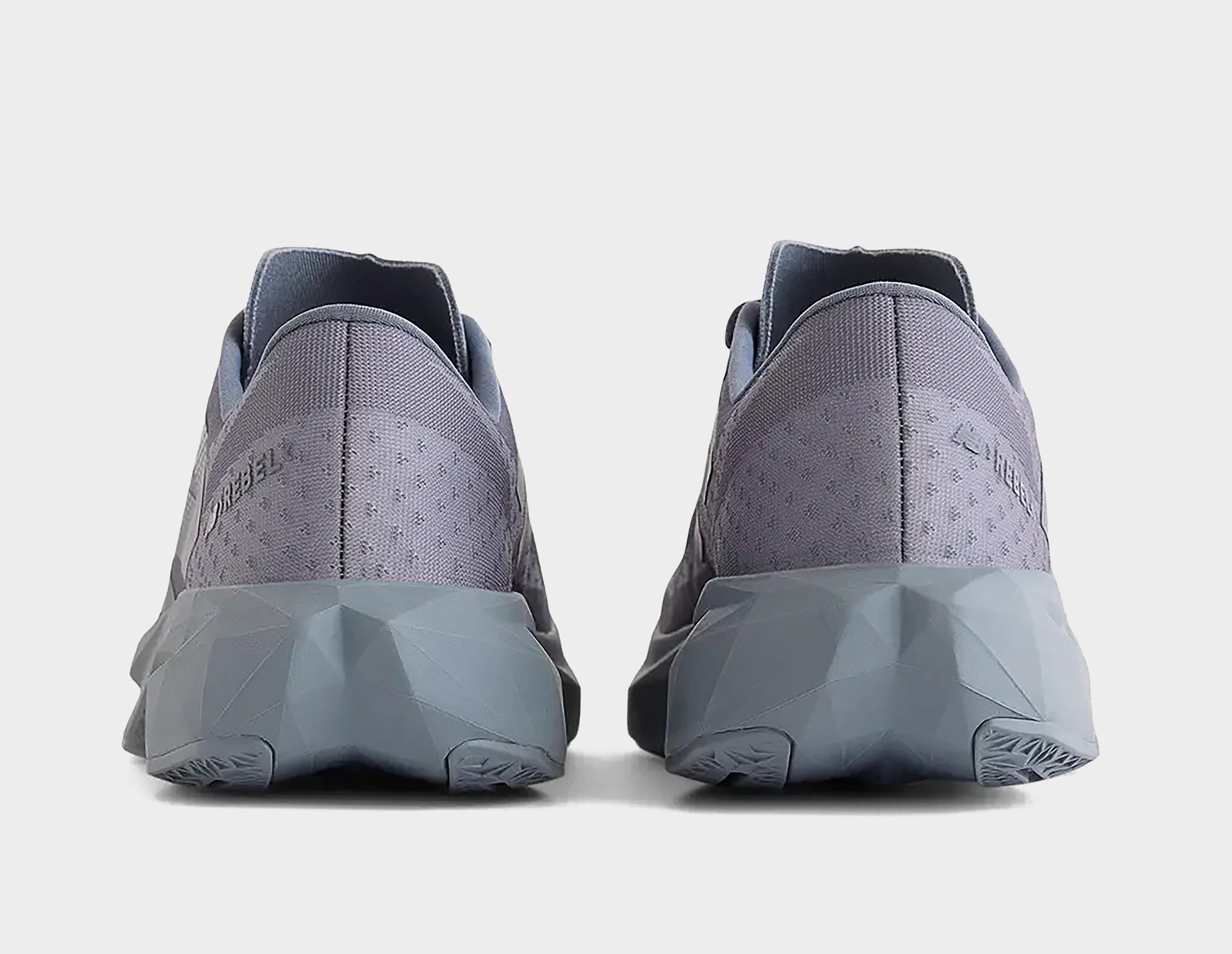 New Balance FuelCell Rebel