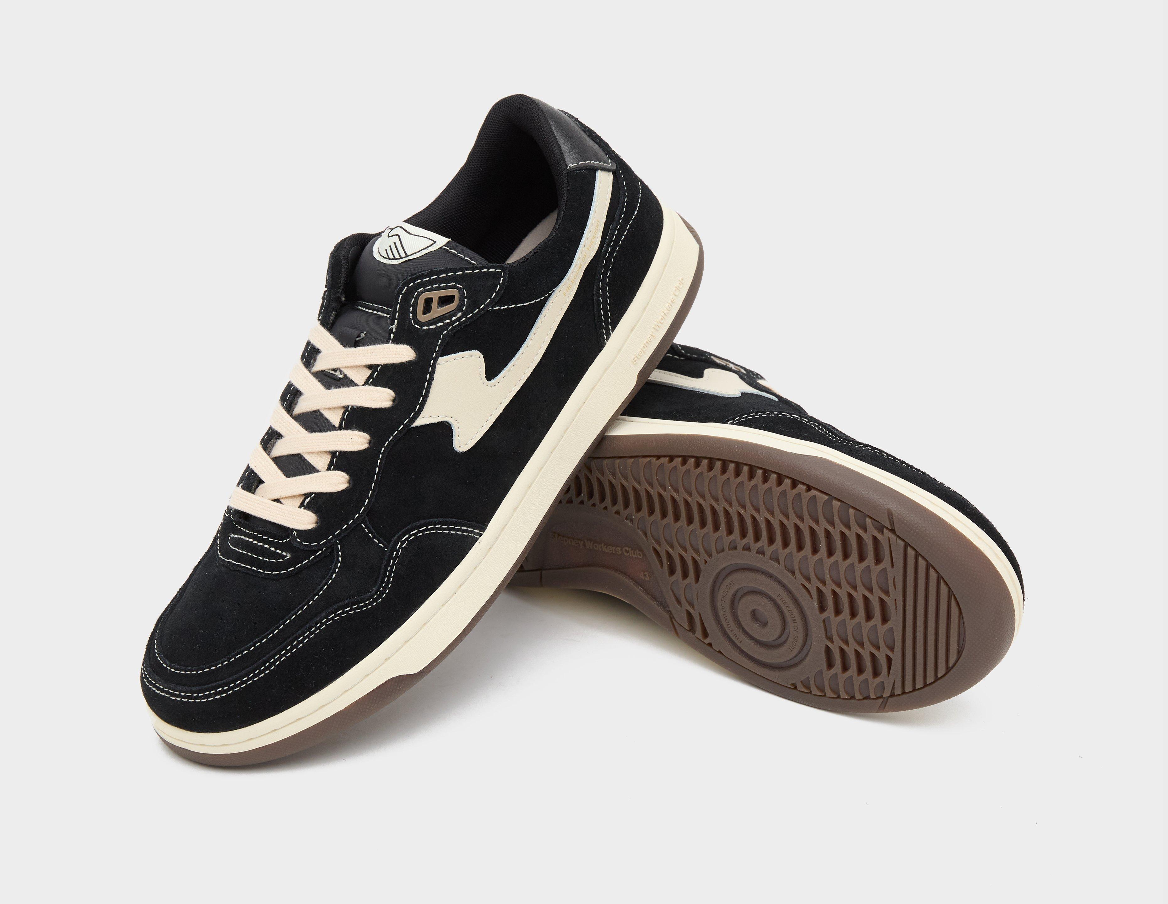 Stepney Workers Club Pro Cup S Strike