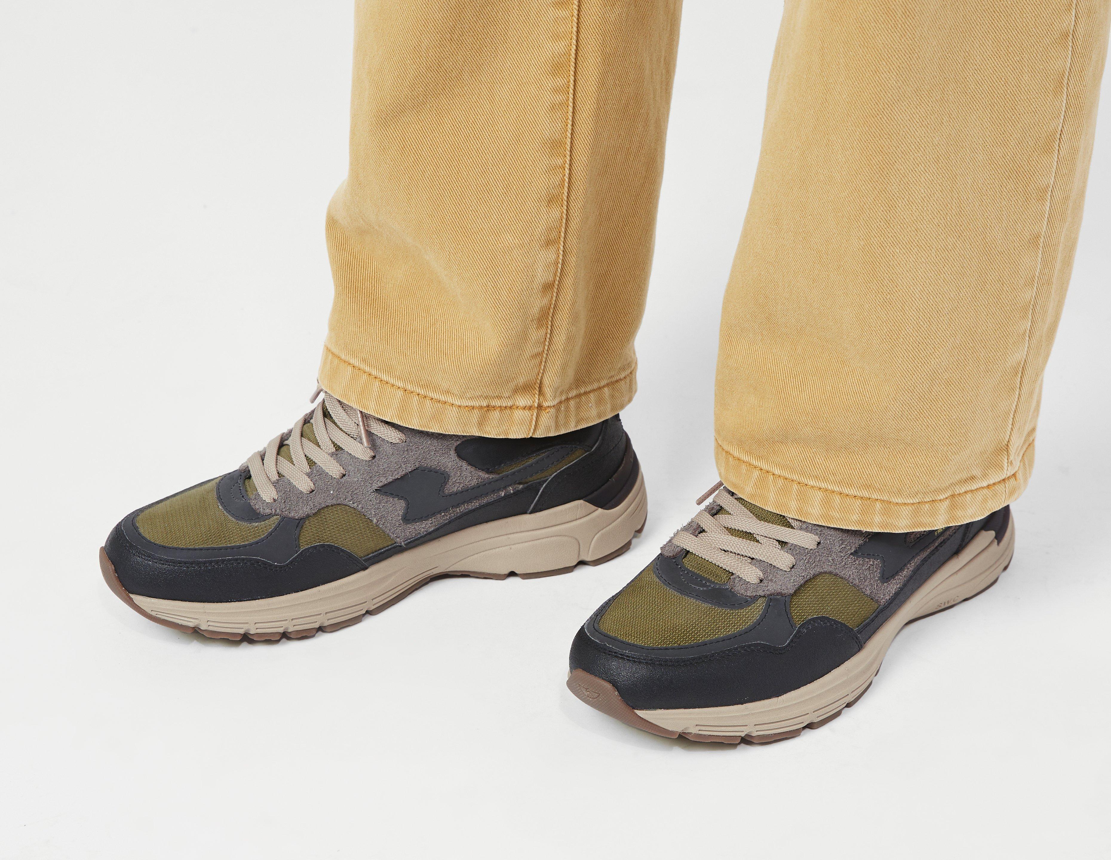 Stepney Workers Club Amiel S-Strike