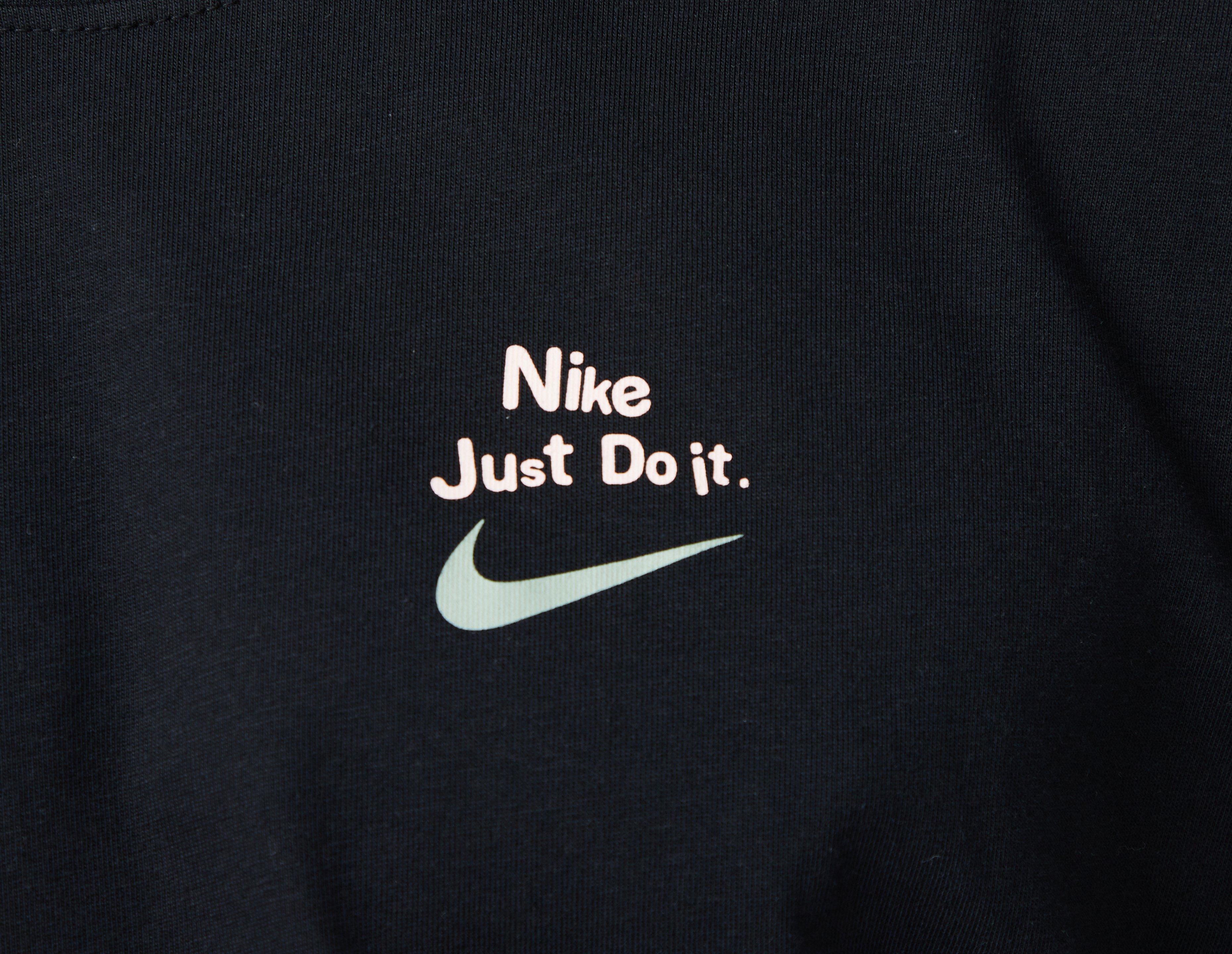 Black just do it shirt best sale