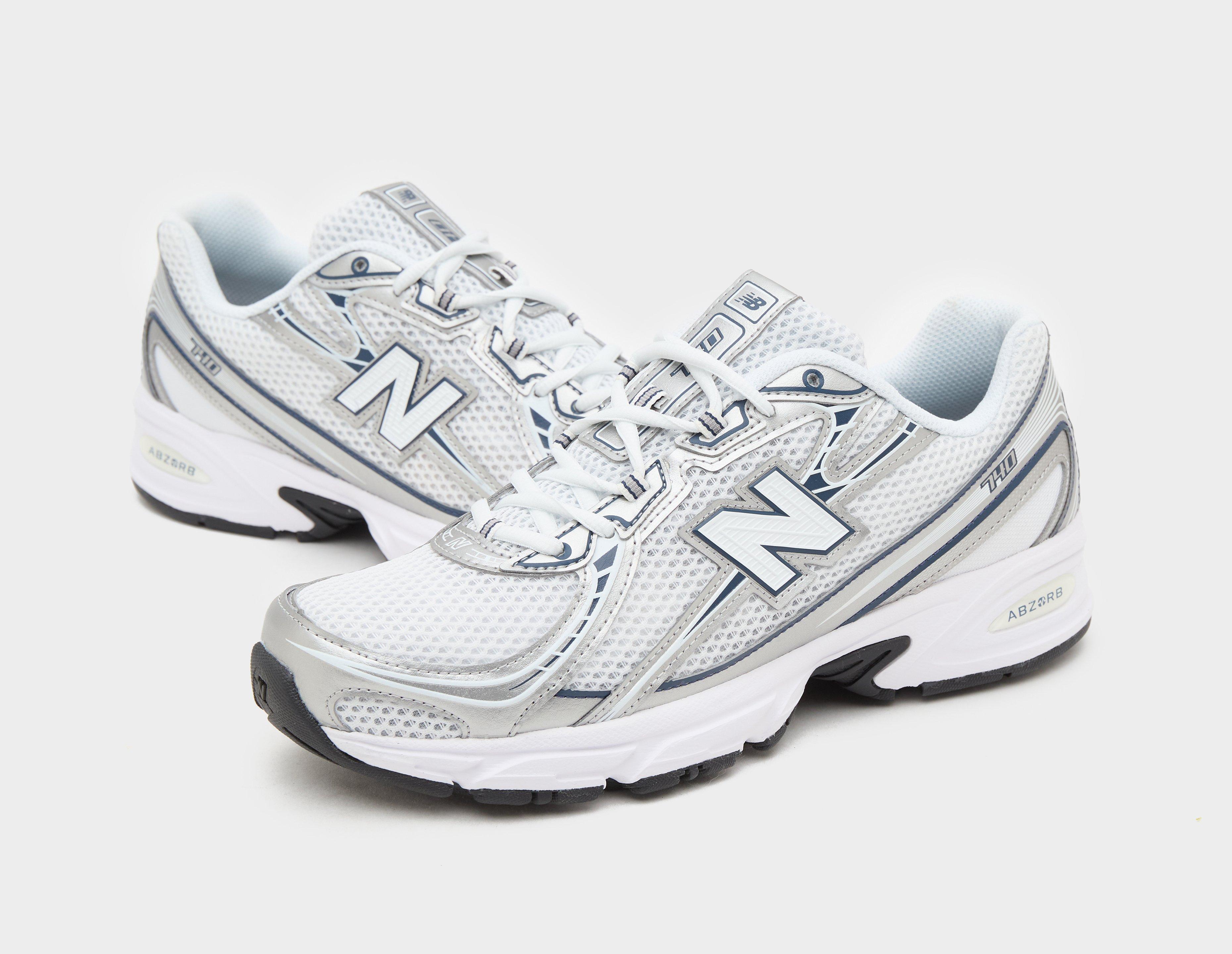 New Balance 740 Women's