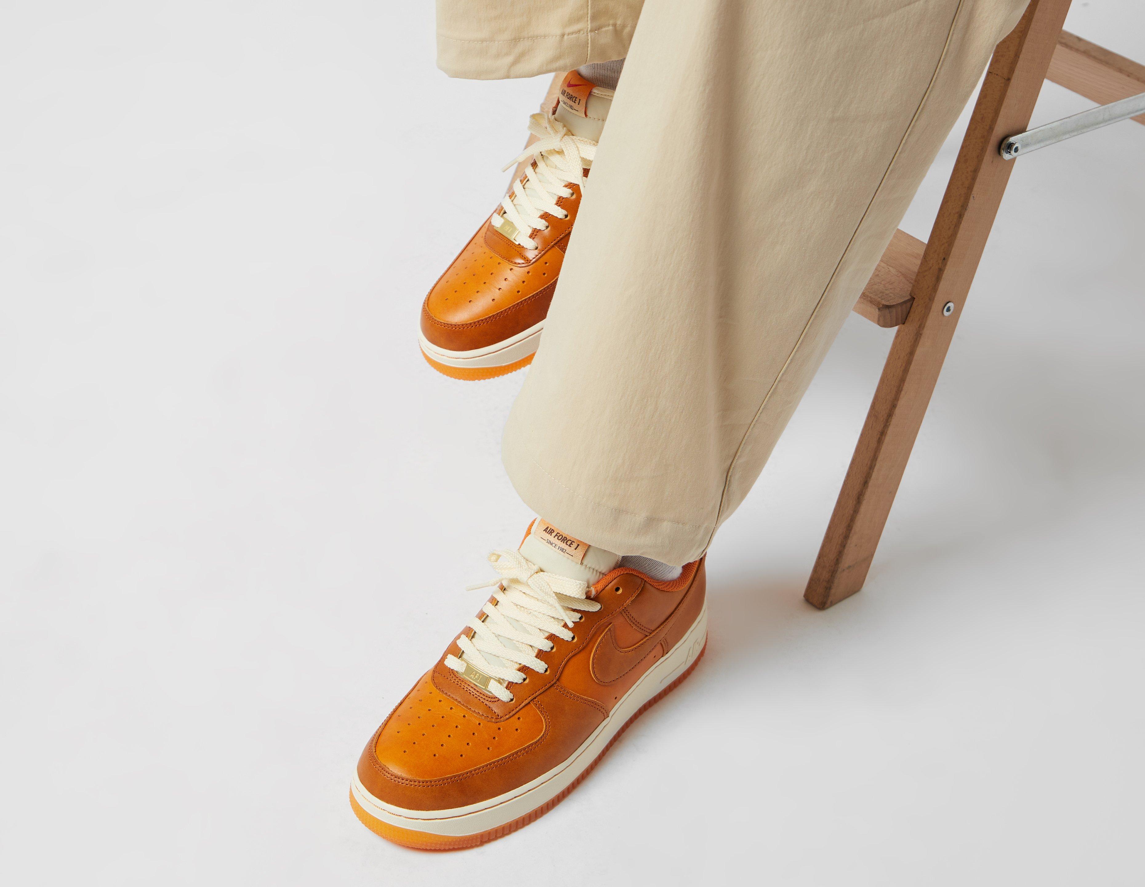 Nike Air Force 1 LV8