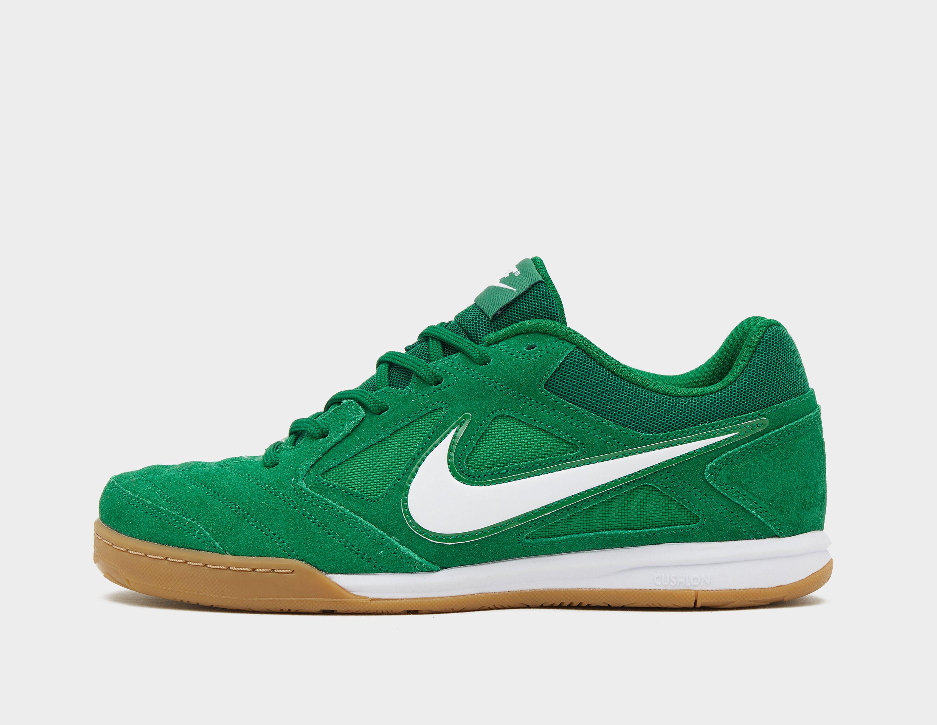 New green nikes online