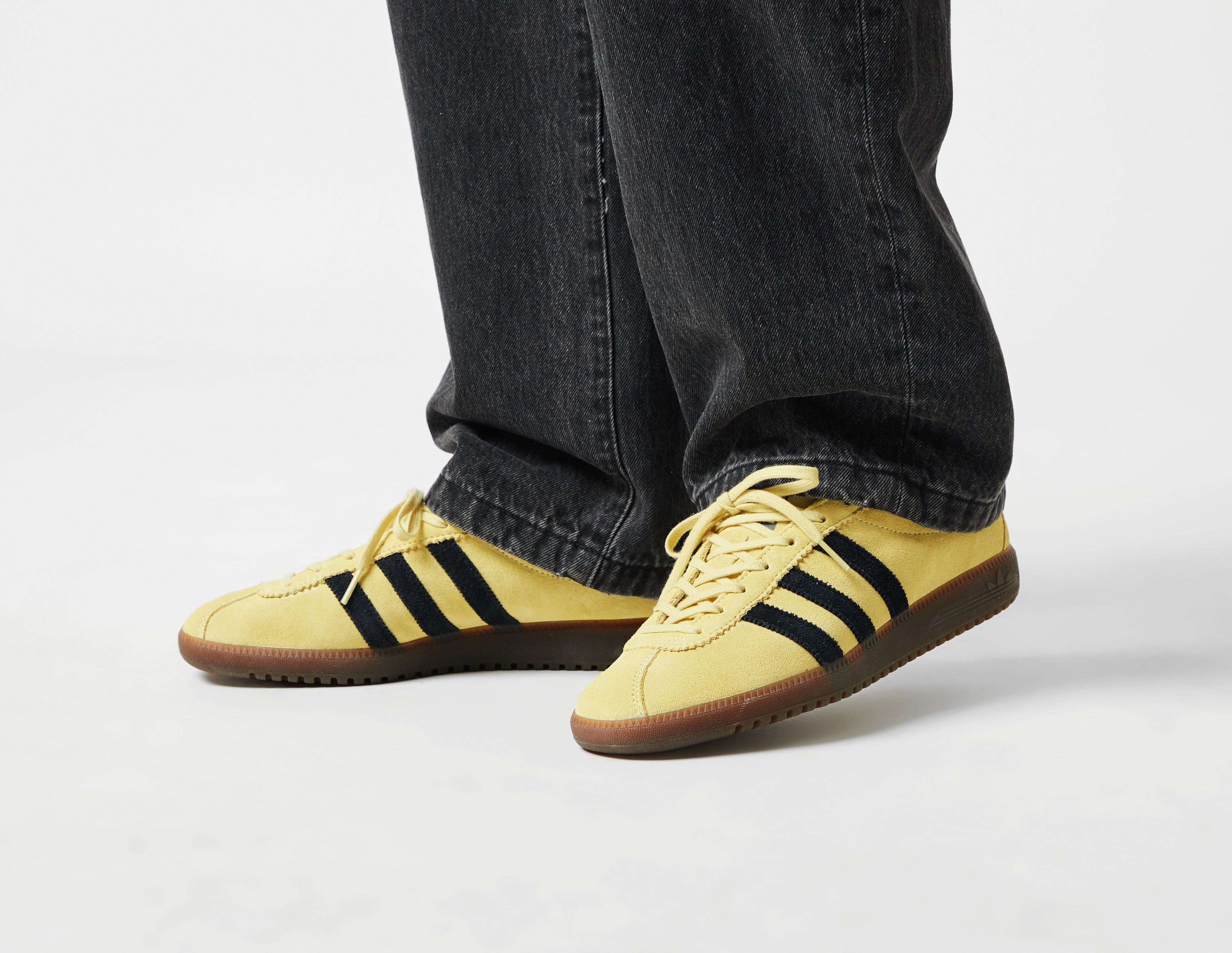 ★早期完売★adidas BERMUDA BRMD Powder Yellow Women★ s-l400.jpg