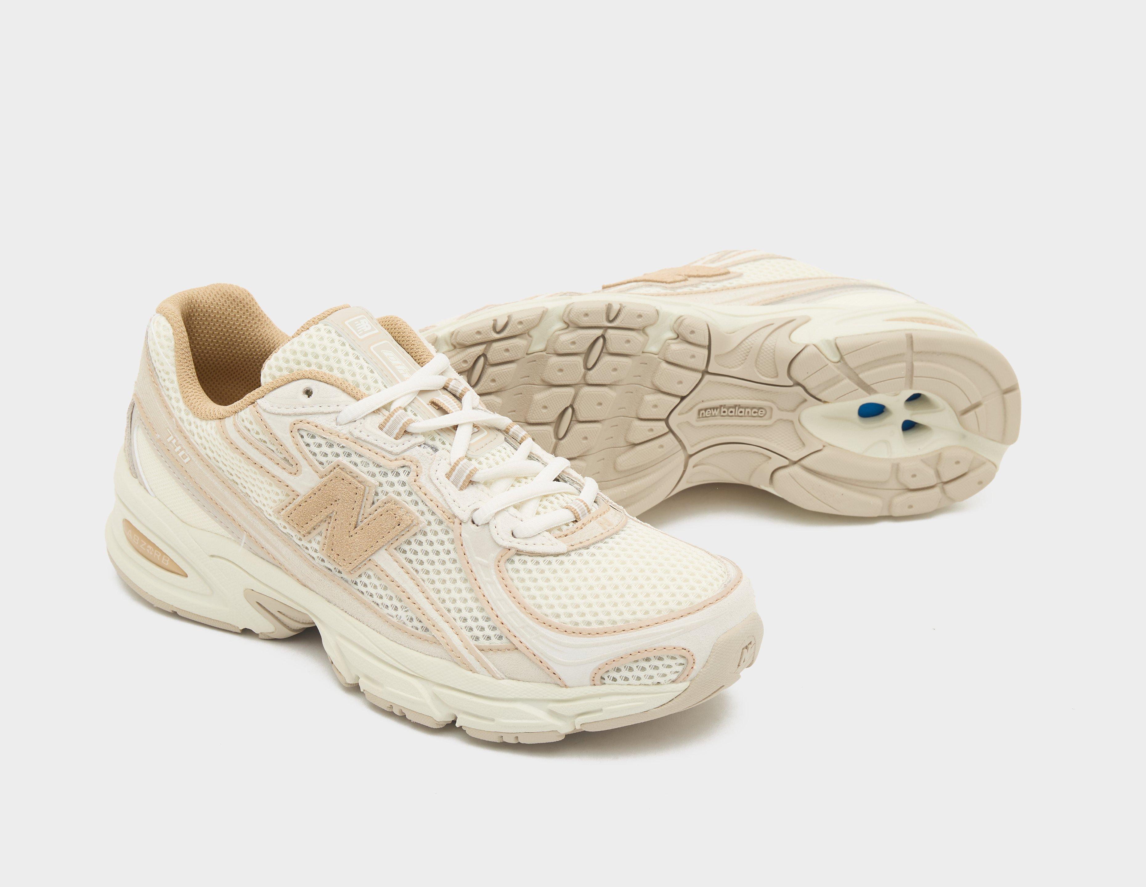 New Balance 740 Women's