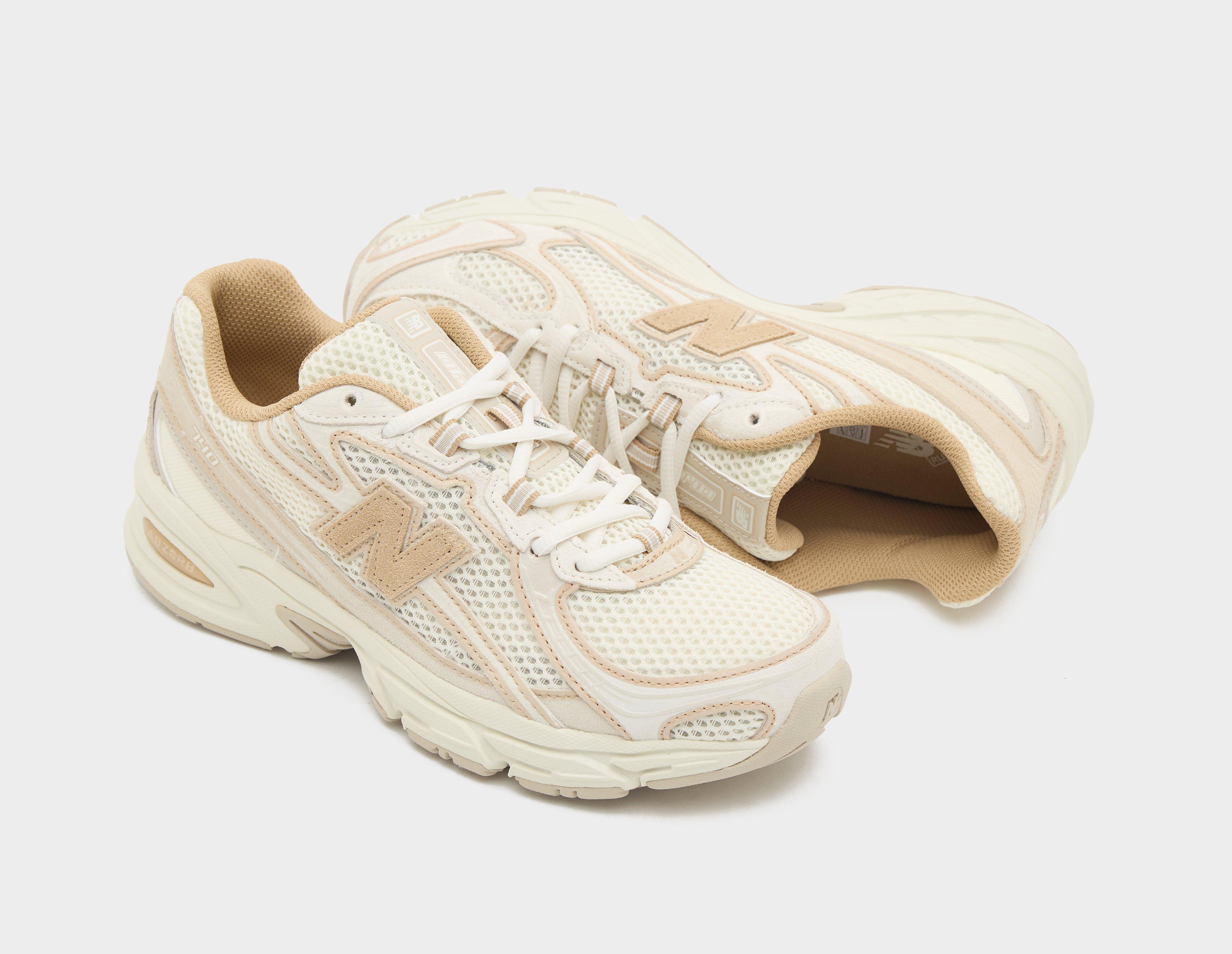 New Balance 740 Women's