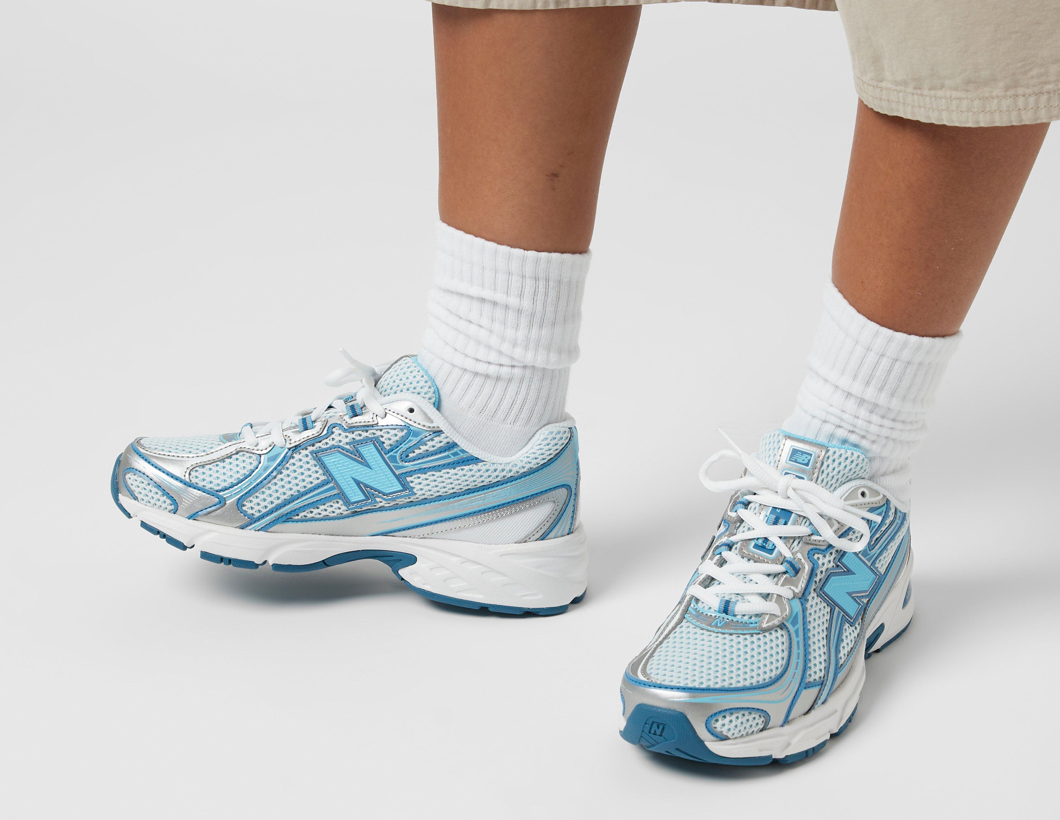 New Balance 740 Women's