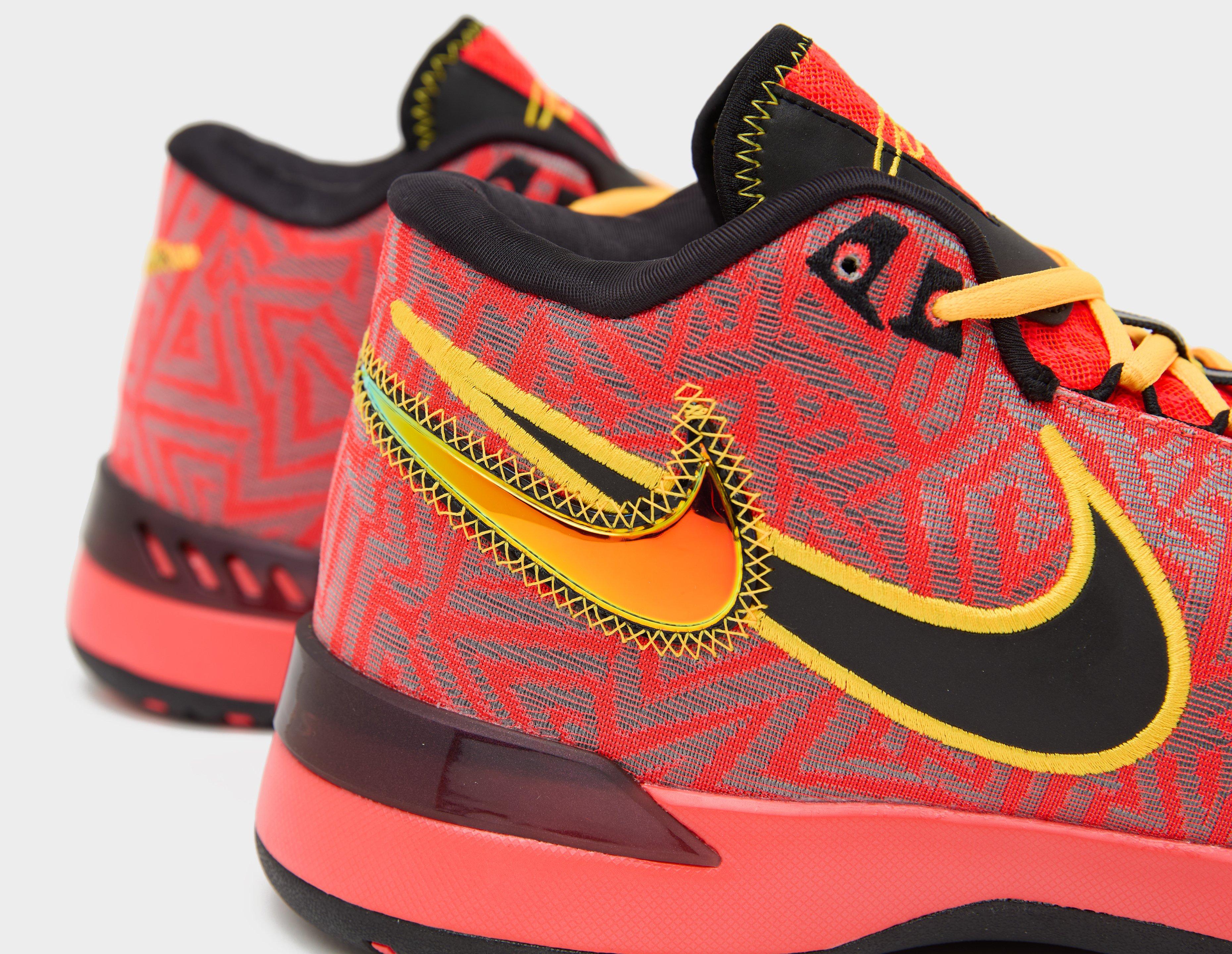 Nike LeBron NXXt Genisus