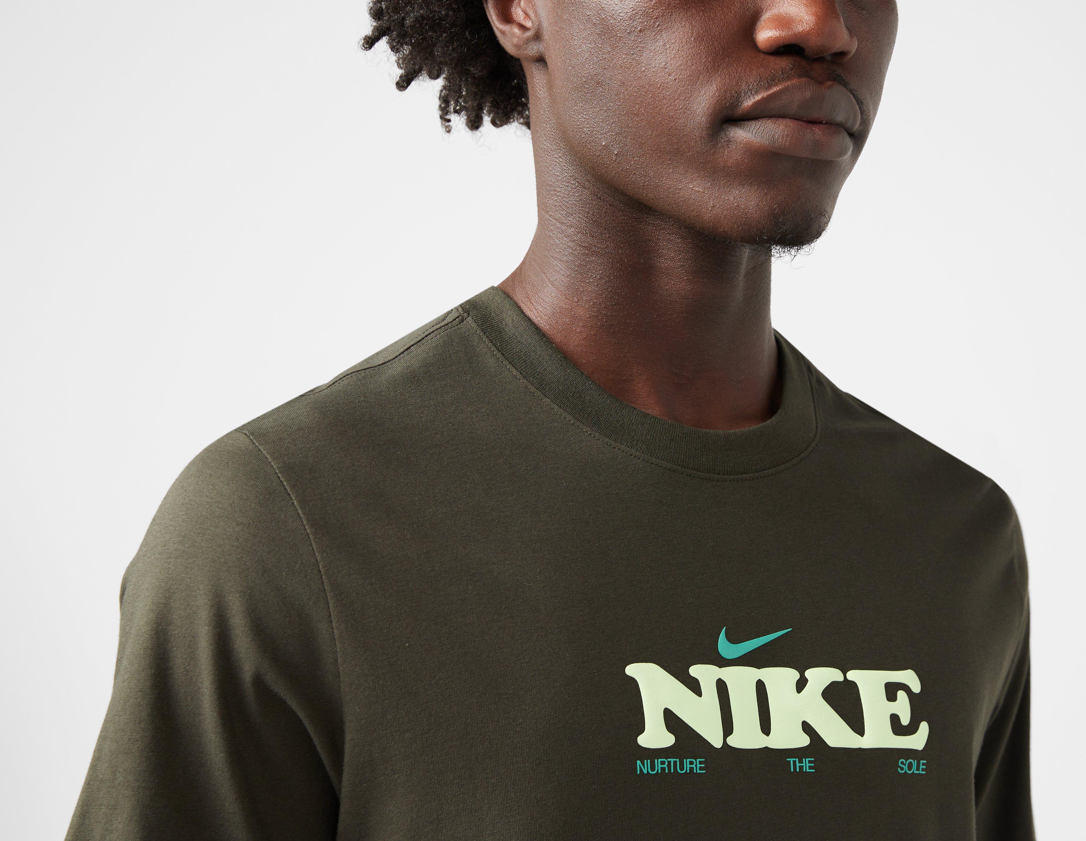 Nike Nurture T-Shirt