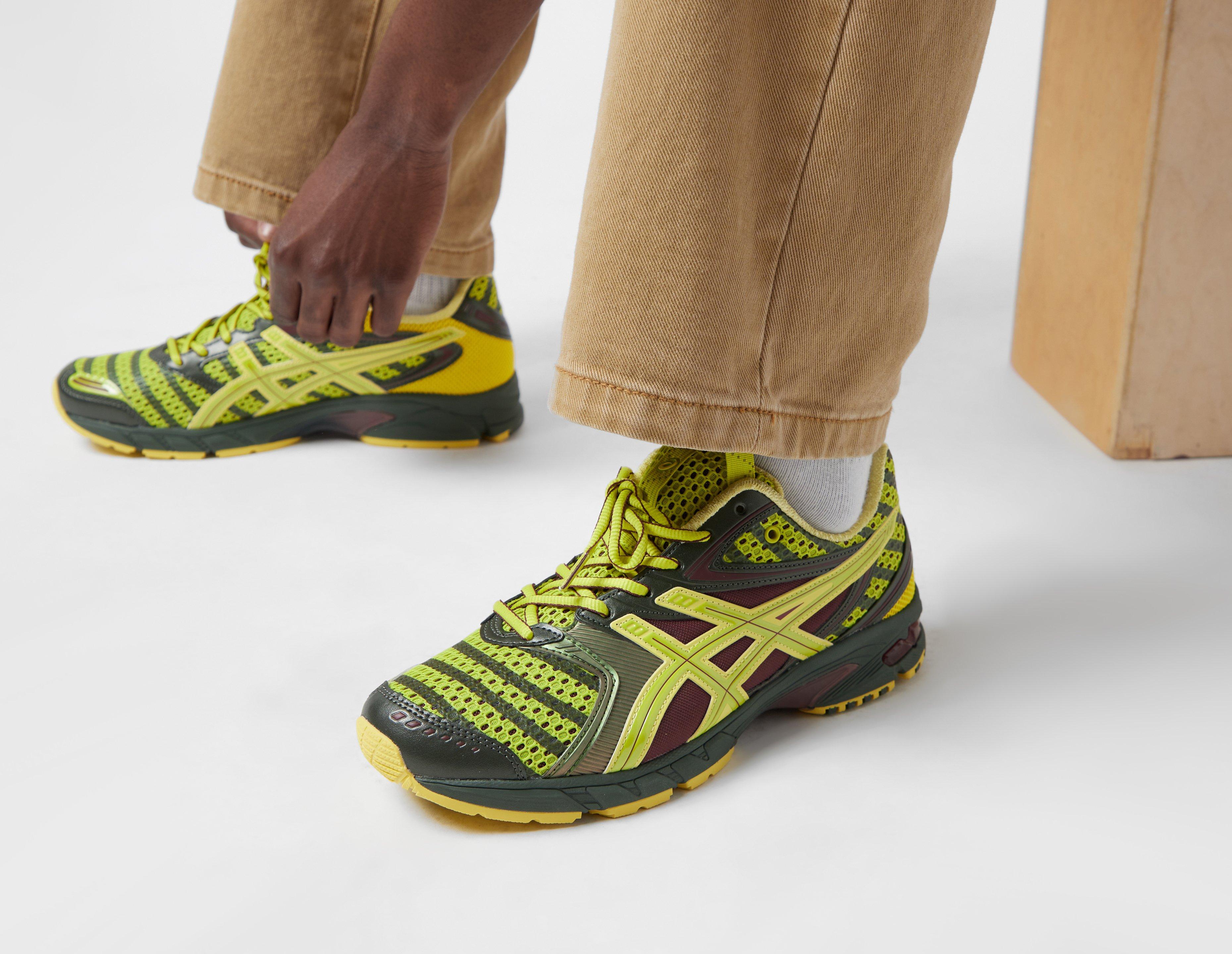 ASICS UB9-S GEL-DS TRAINER 14