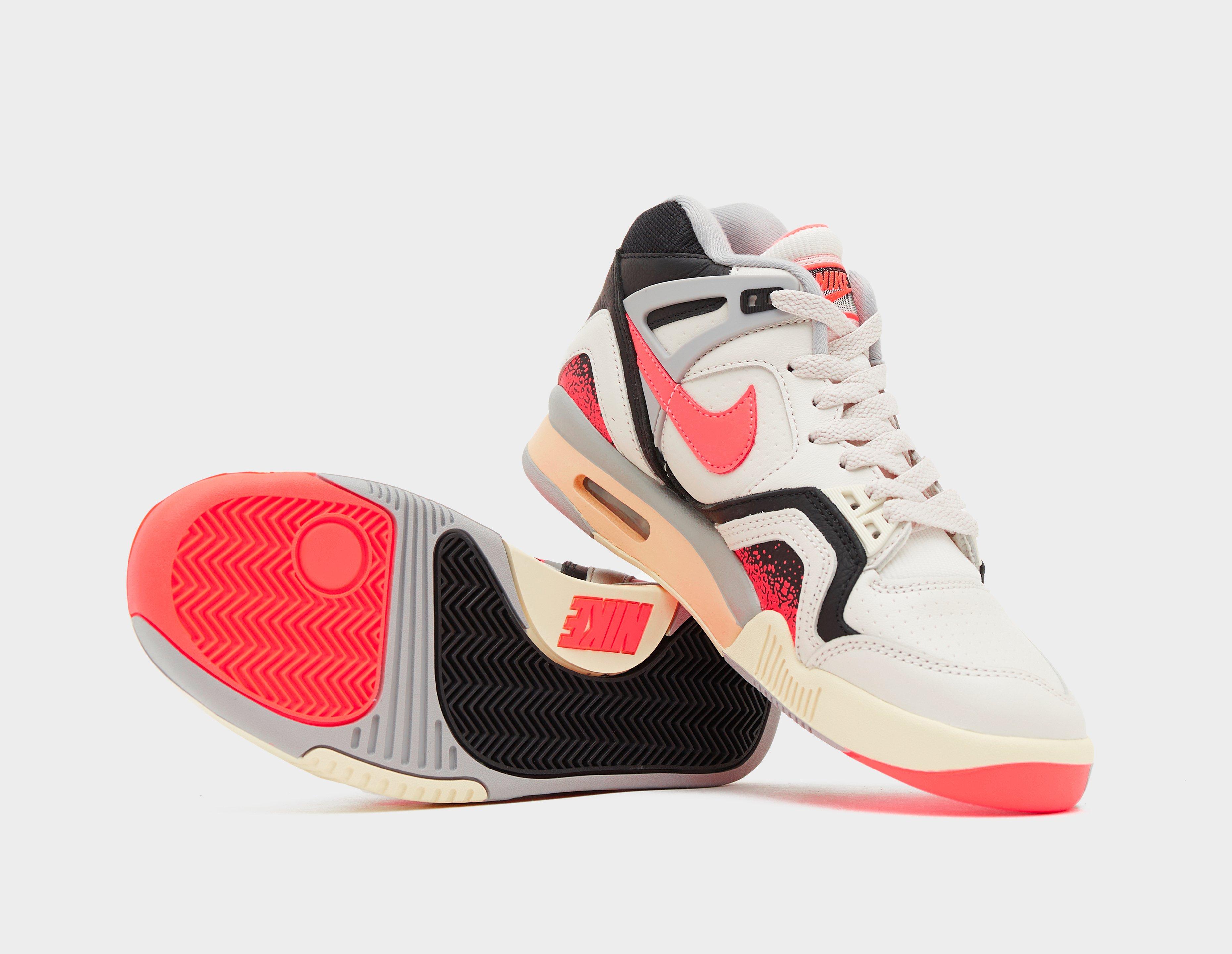 Nike Air Tech Challenge 2 Women's