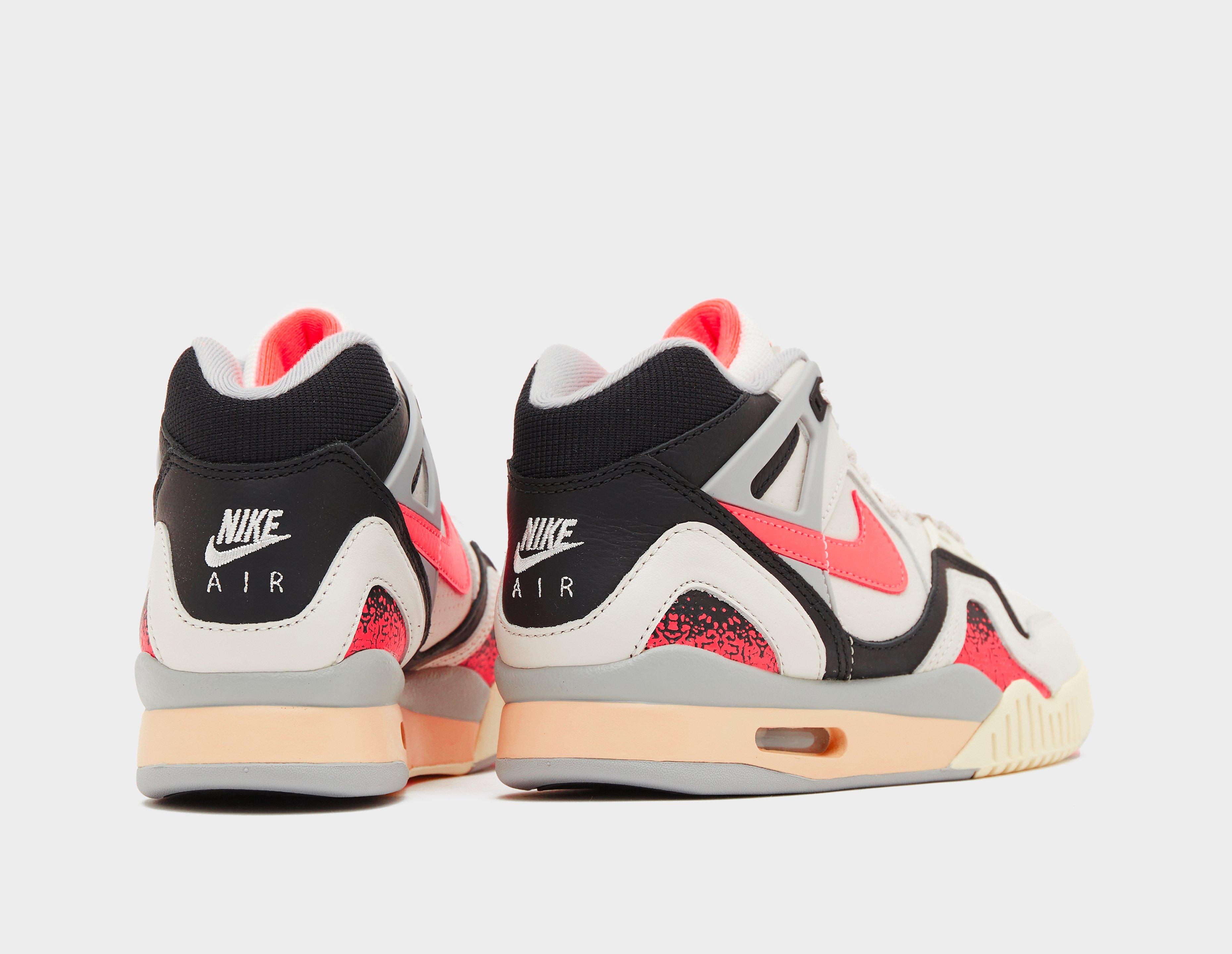Nike Air Tech Challenge 2 Women's