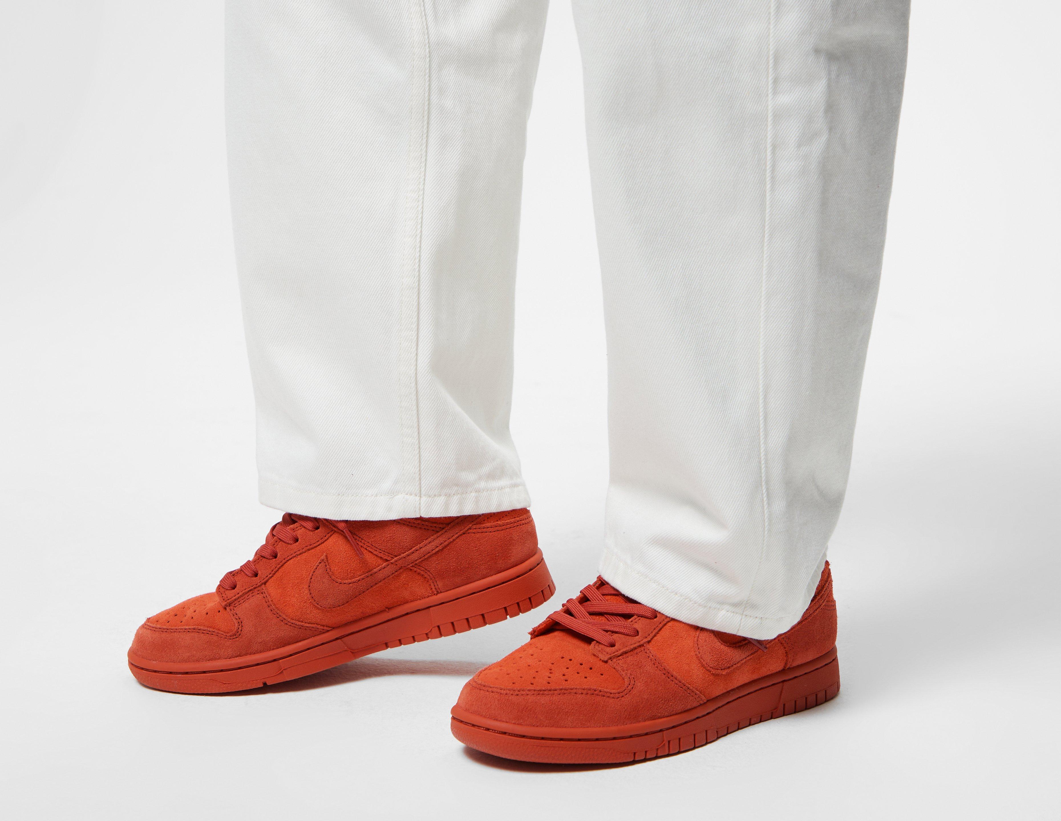 Nike Dunk Low Women's