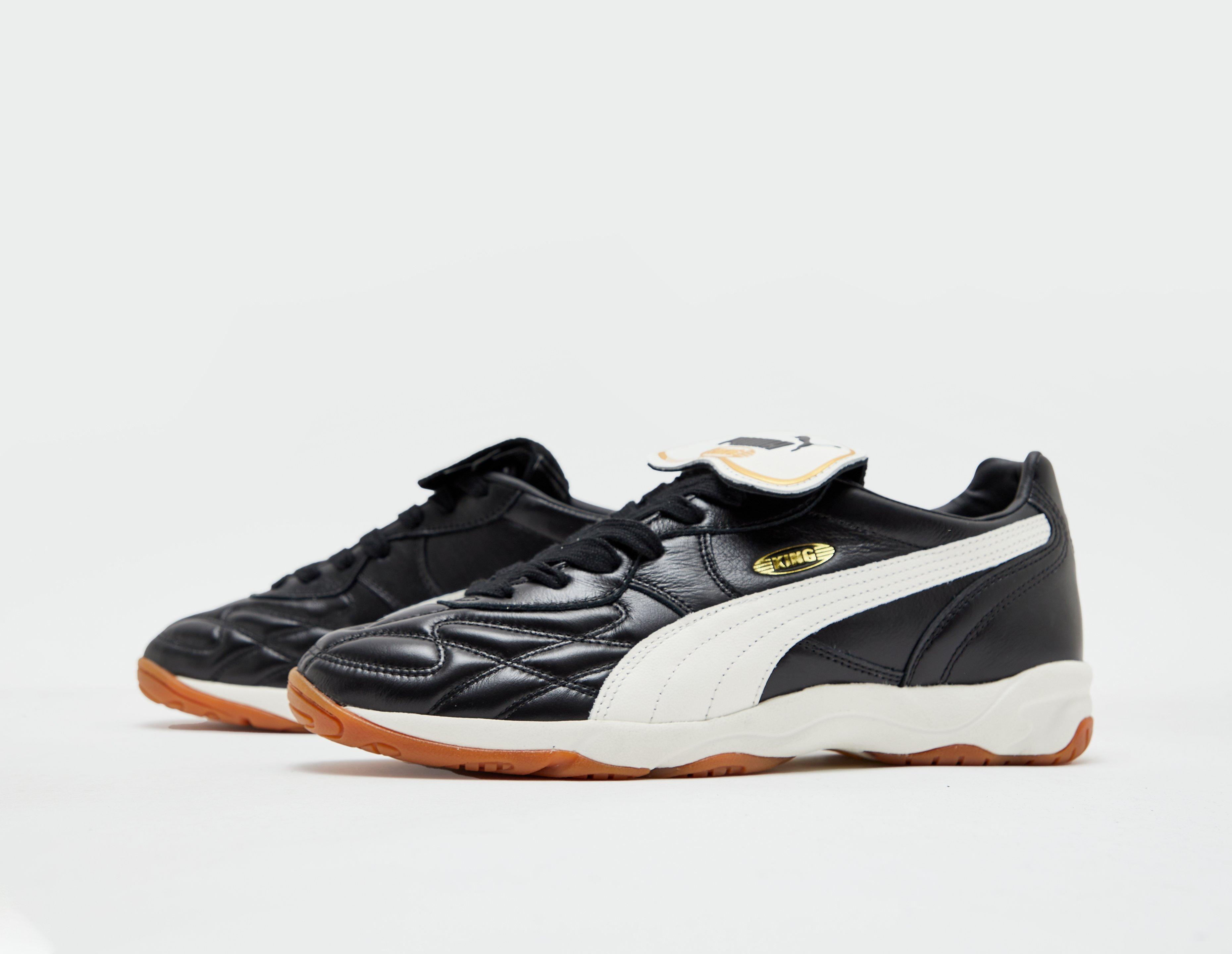 PUMA King Indoor