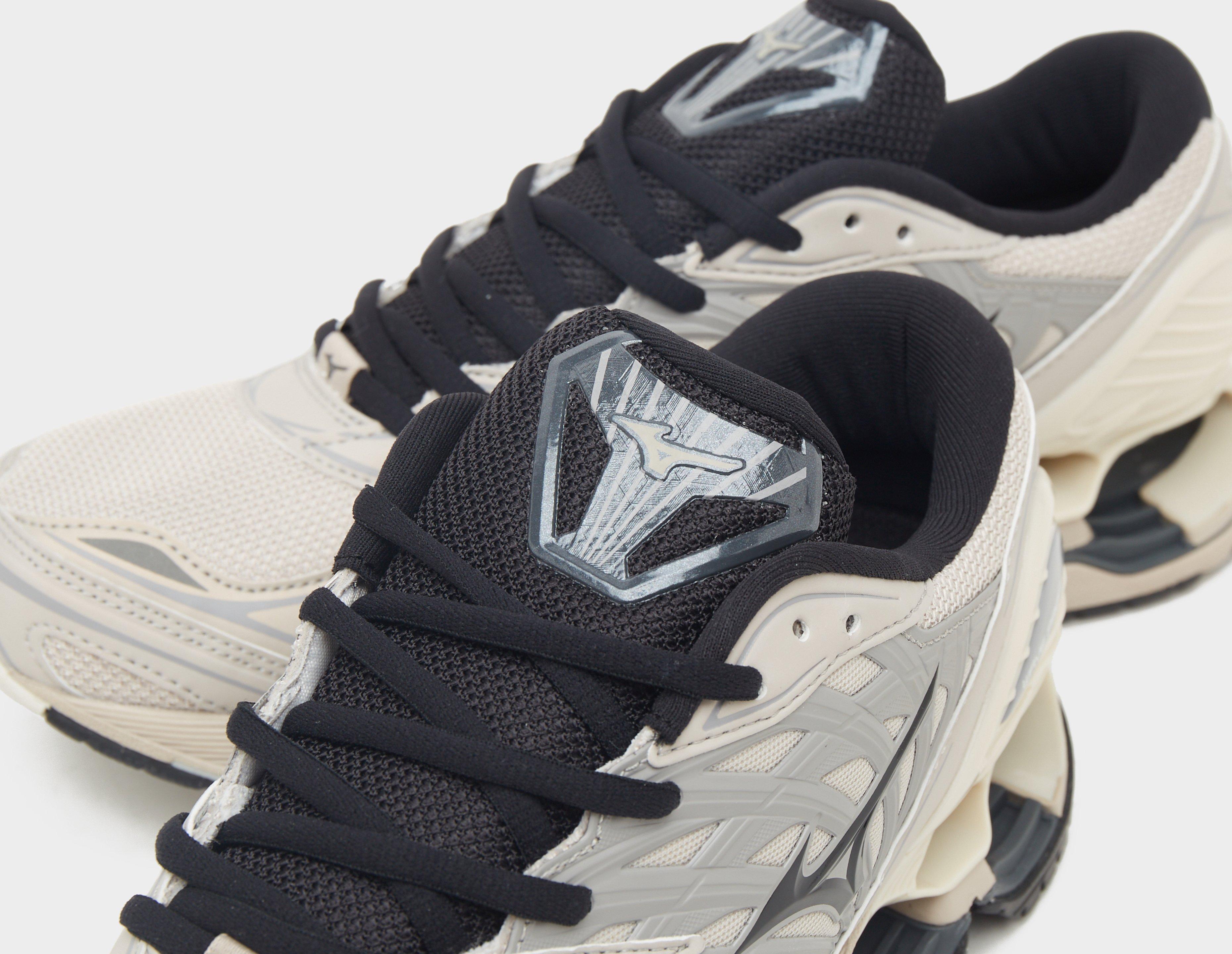 Mizuno Wave Prophecy LS