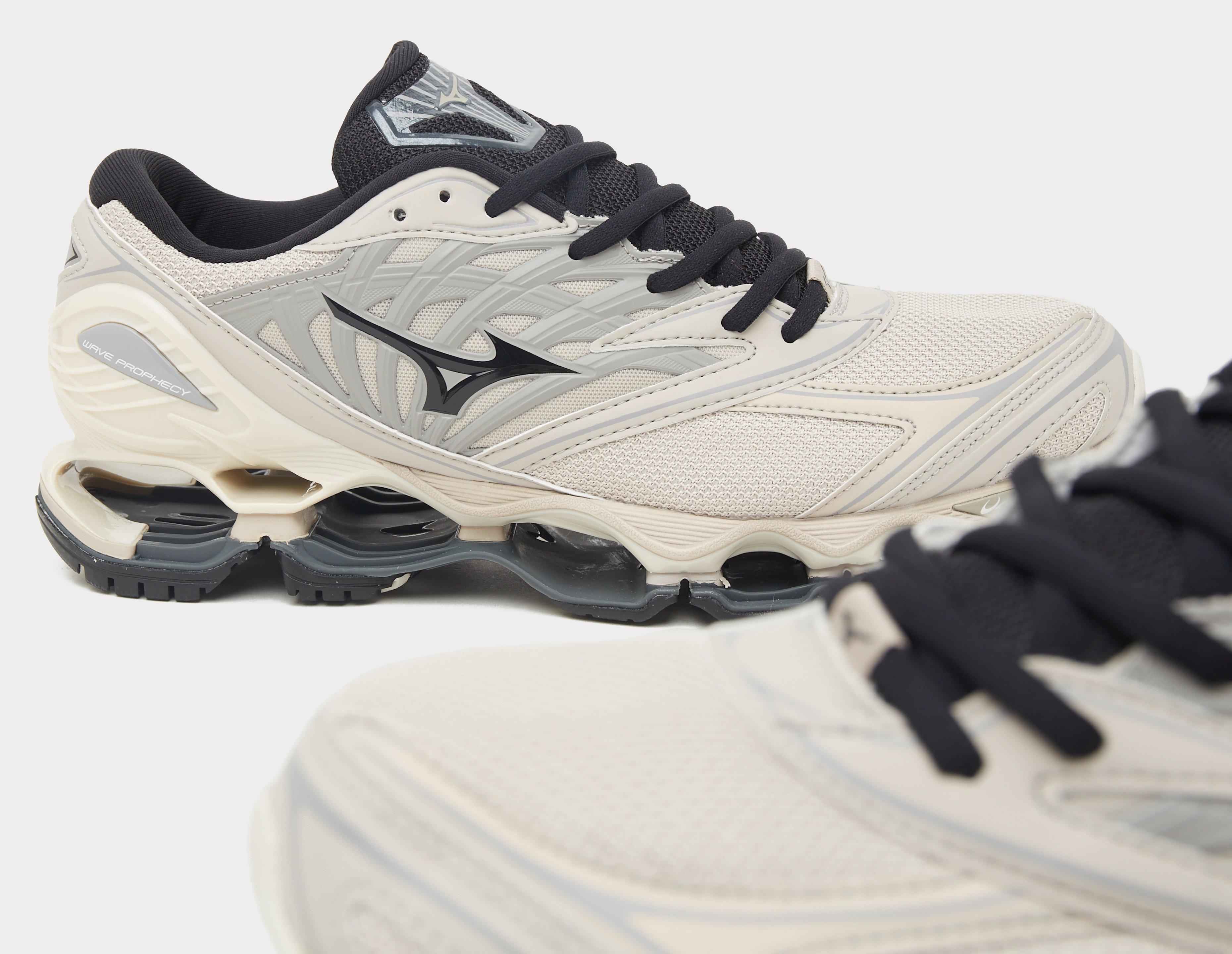 Mizuno Wave Prophecy LS