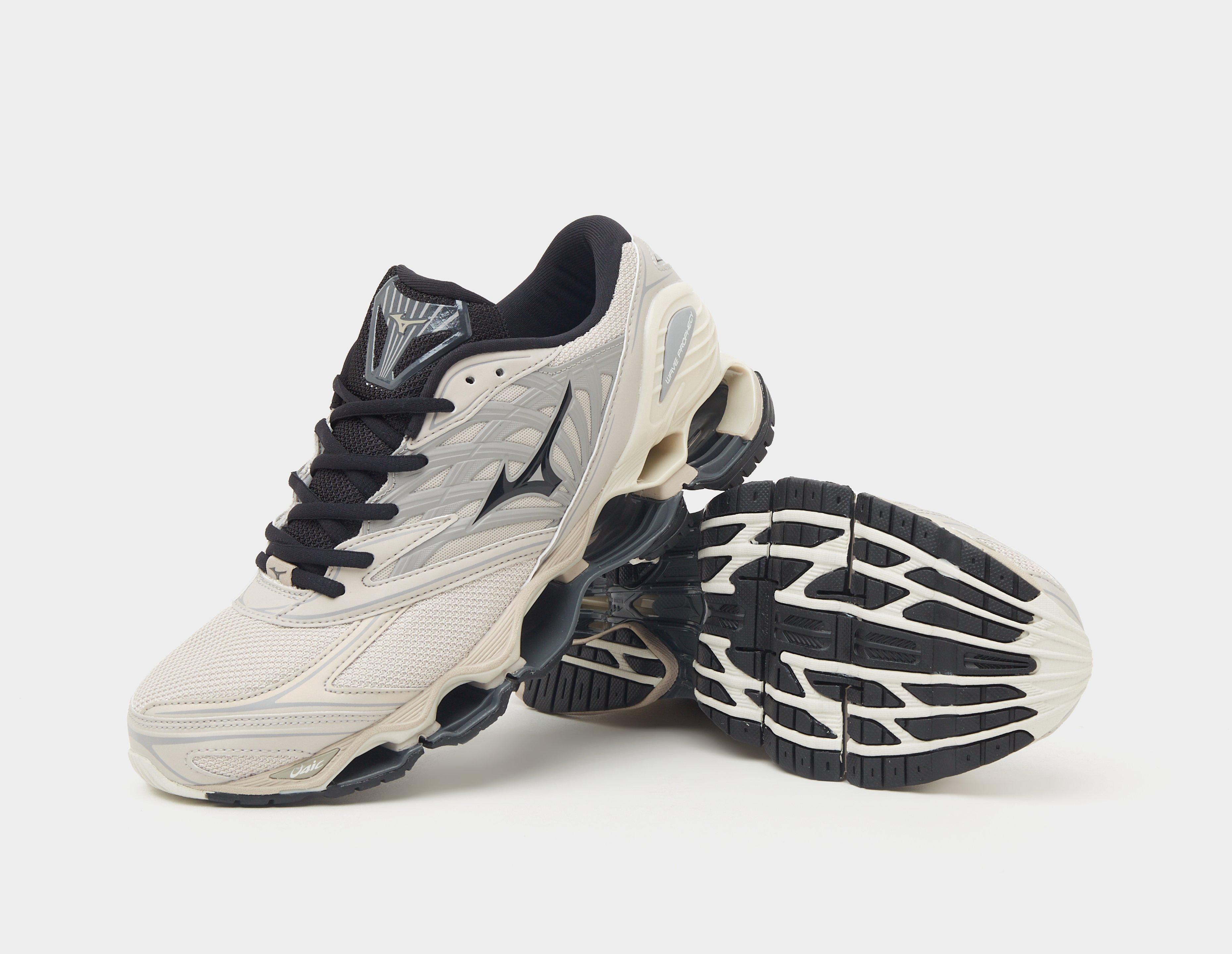 Mizuno Wave Prophecy LS