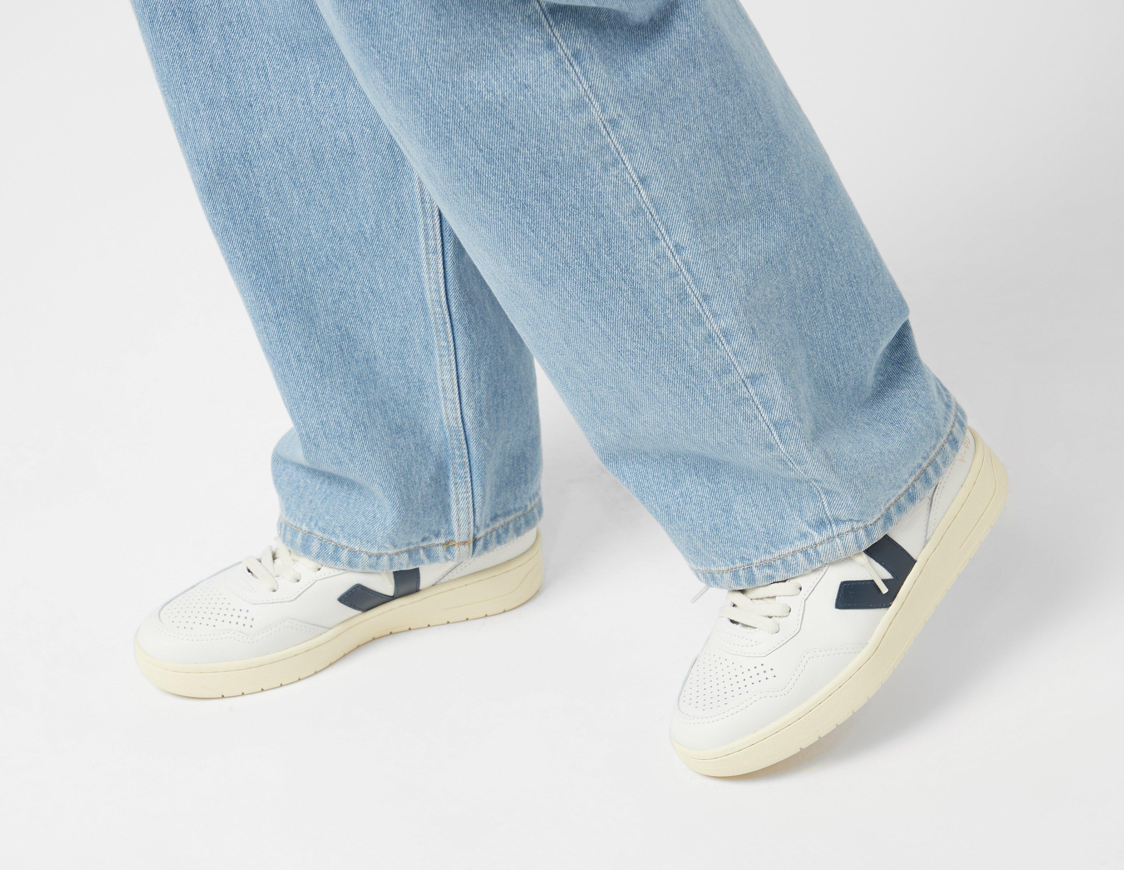 Veja V-90 Women's
