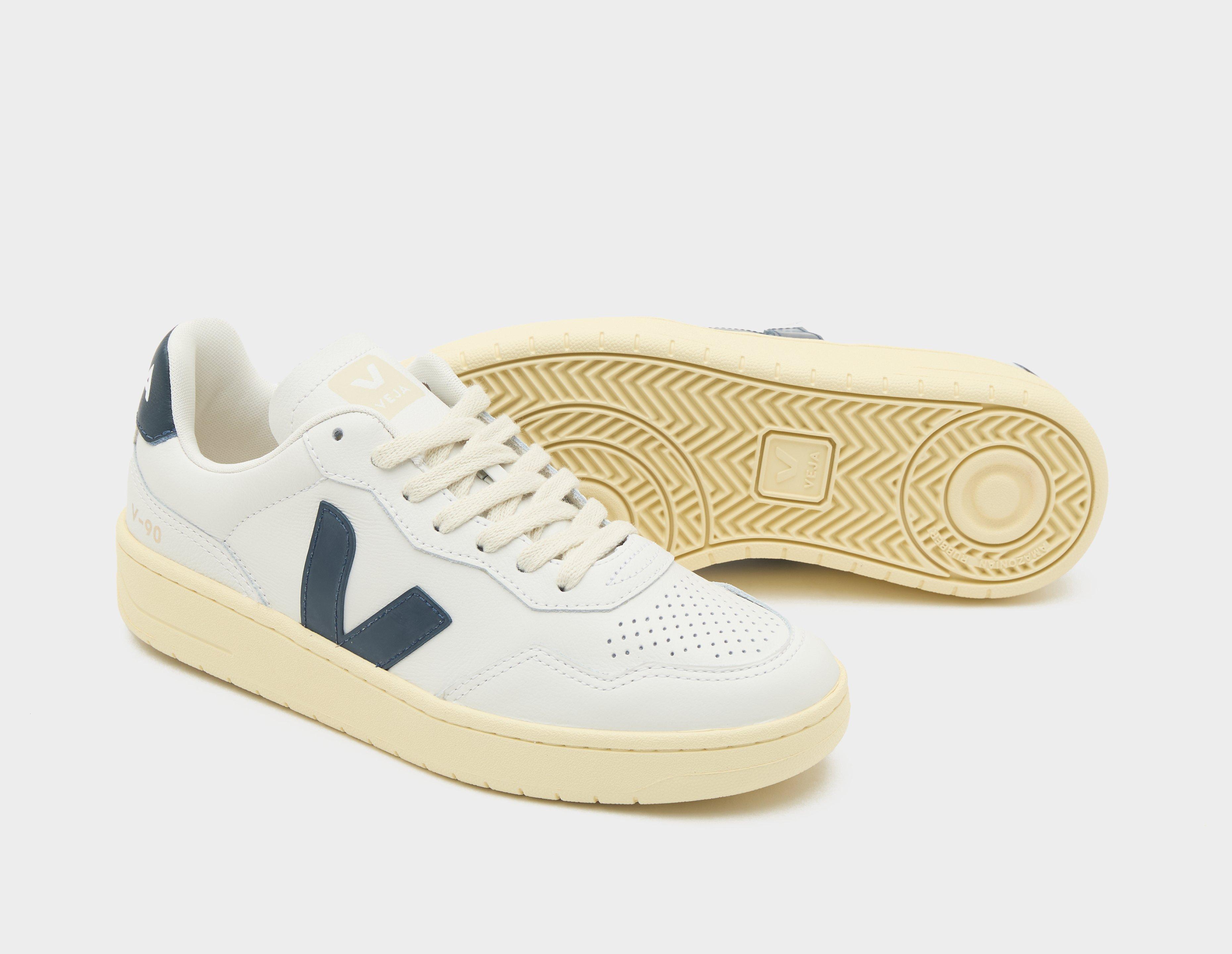 Veja V-90 Women's
