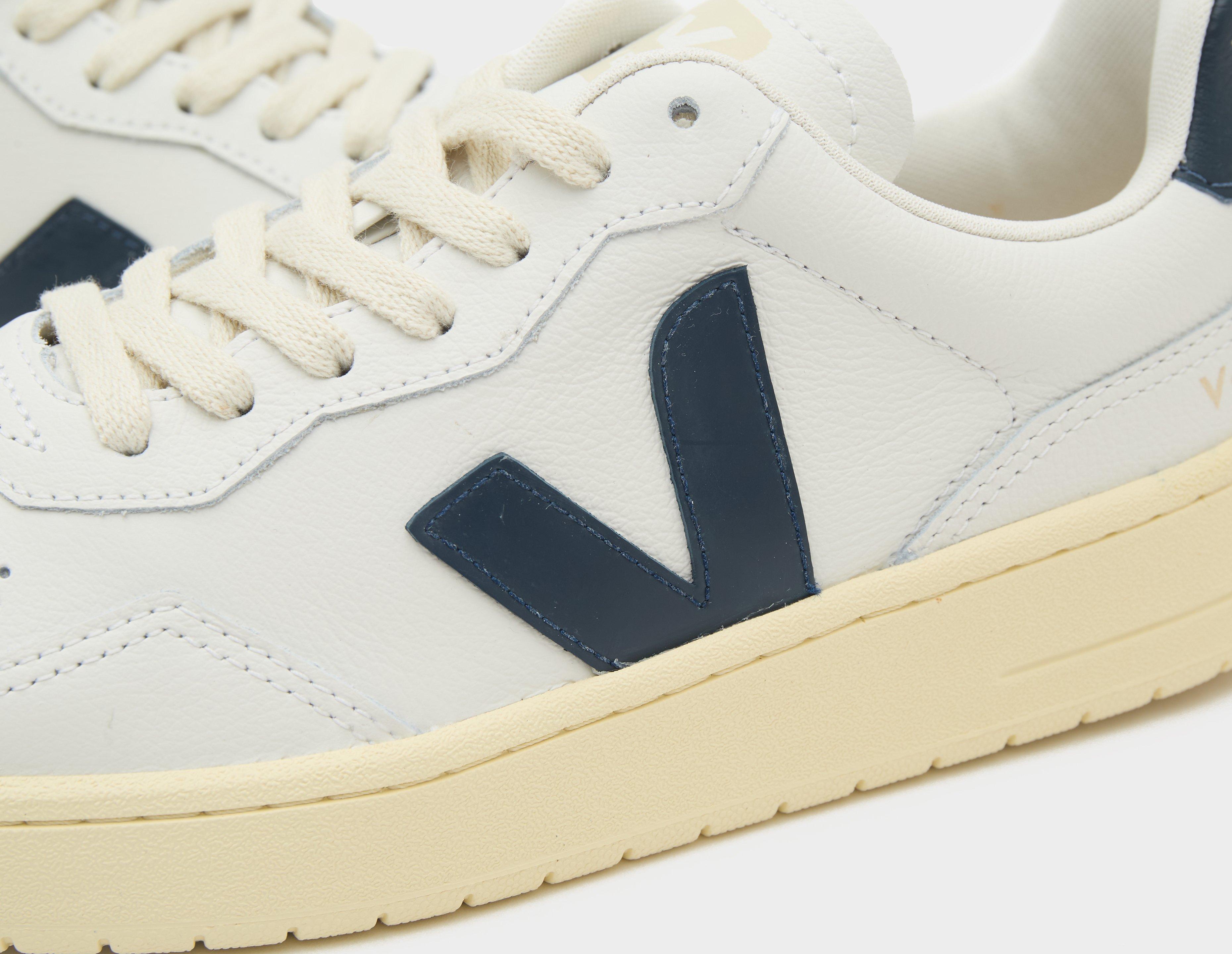 Veja V-90 Women's