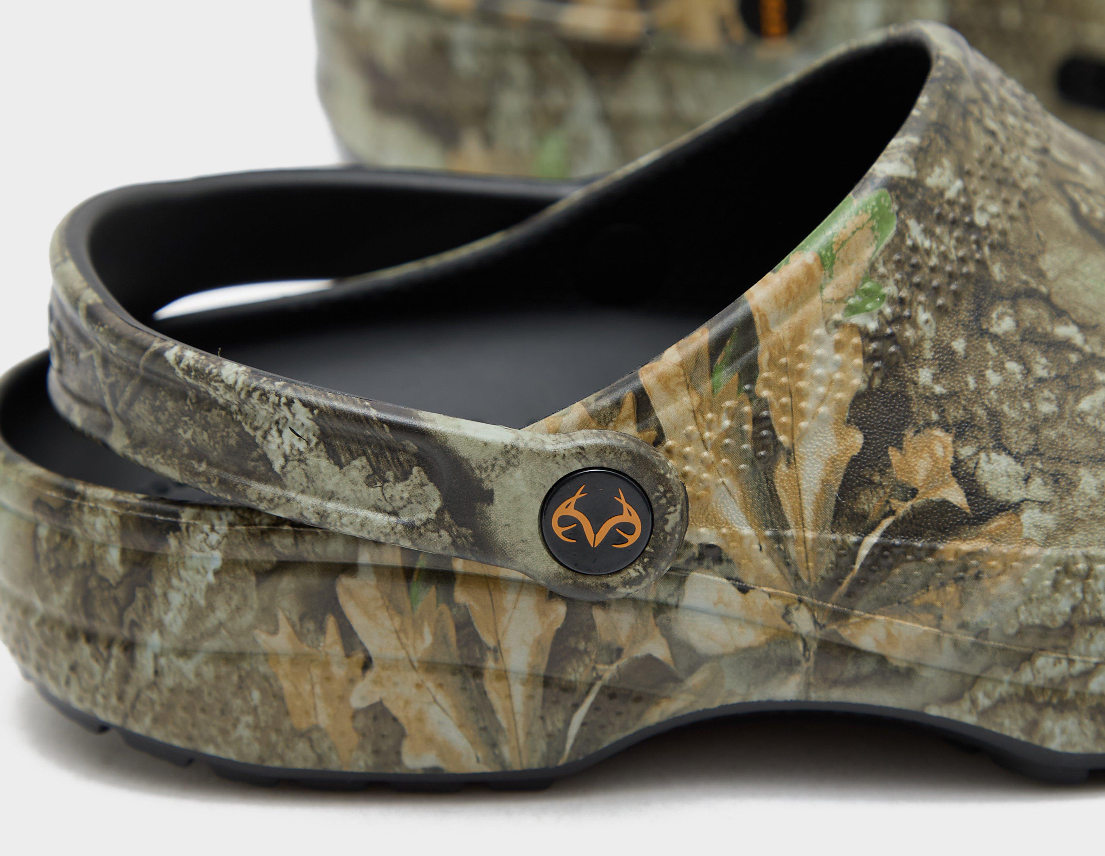 Crocs x Realtree APX Classic Clogs