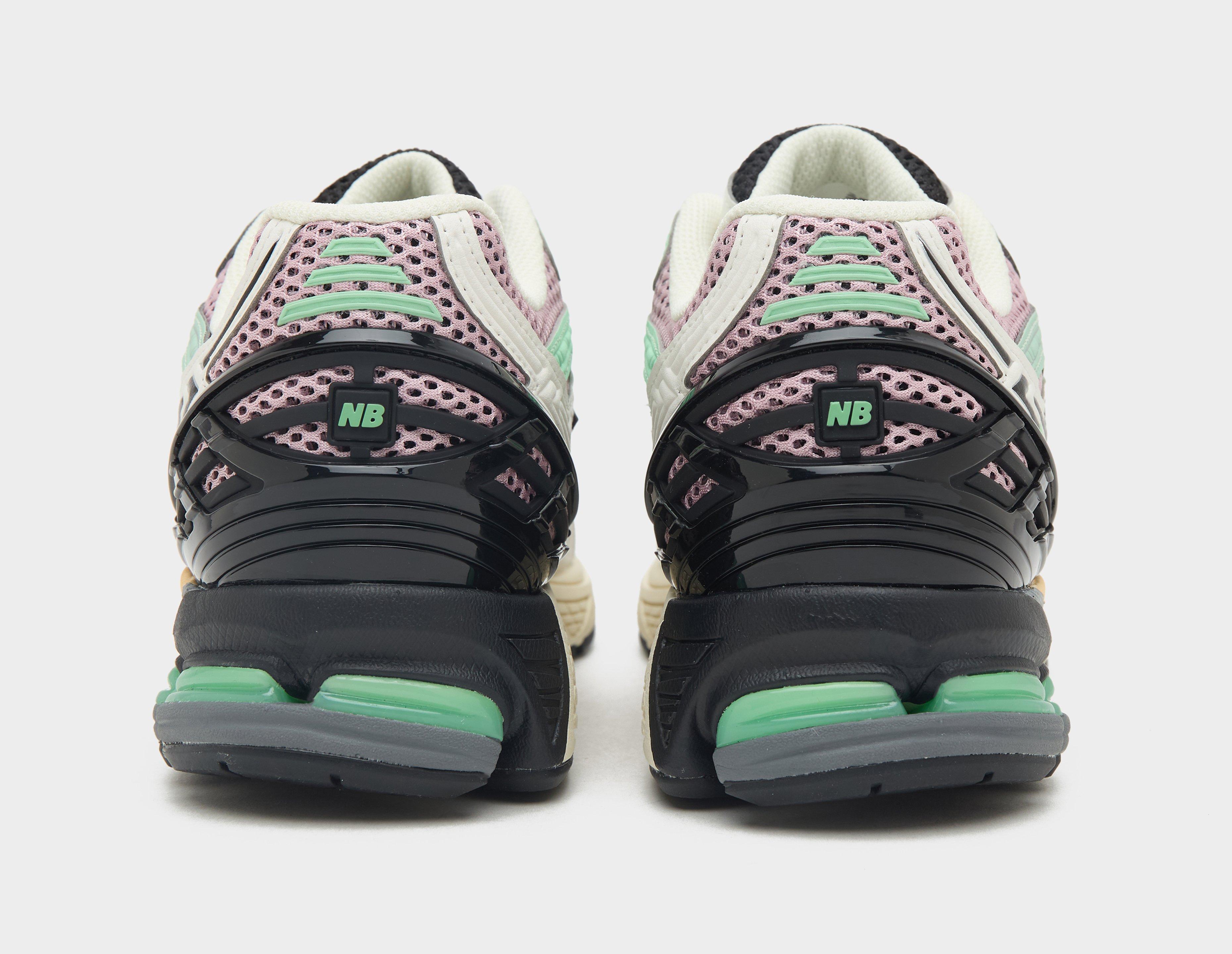 New Balance 1906U