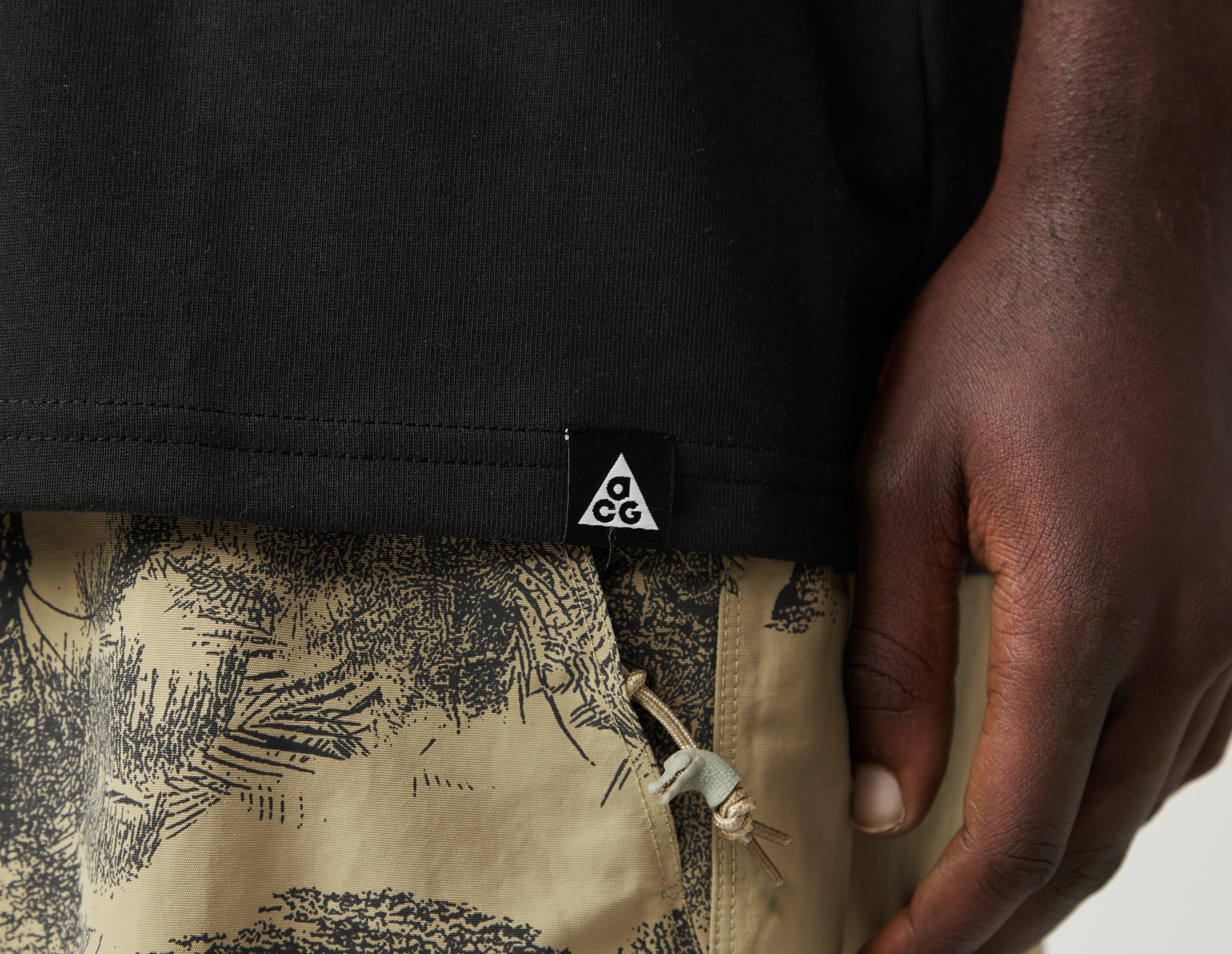 Nike ACG Iguana Dri-FIT T-Shirt