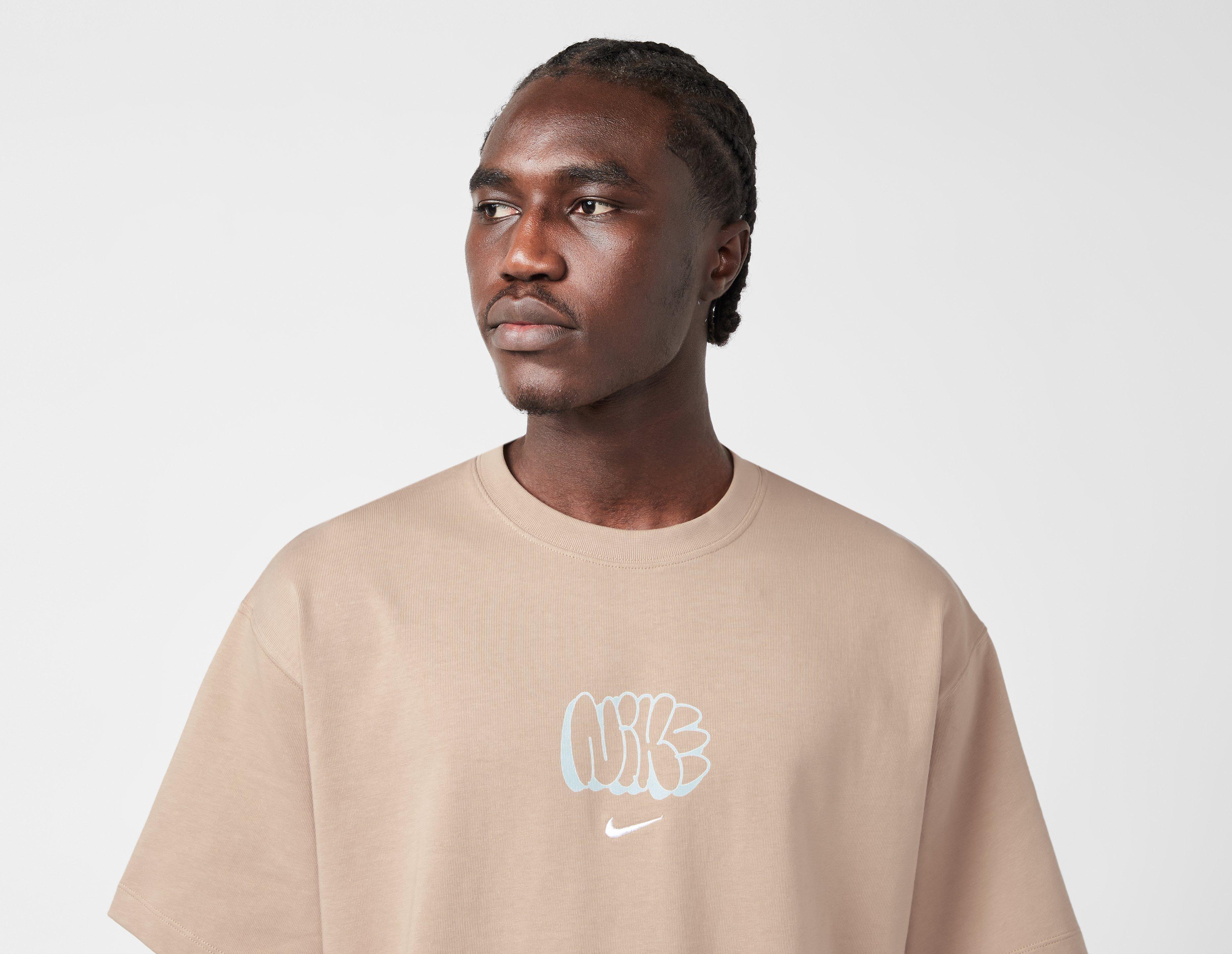 Nike camiseta Solo Swoosh Graffiti