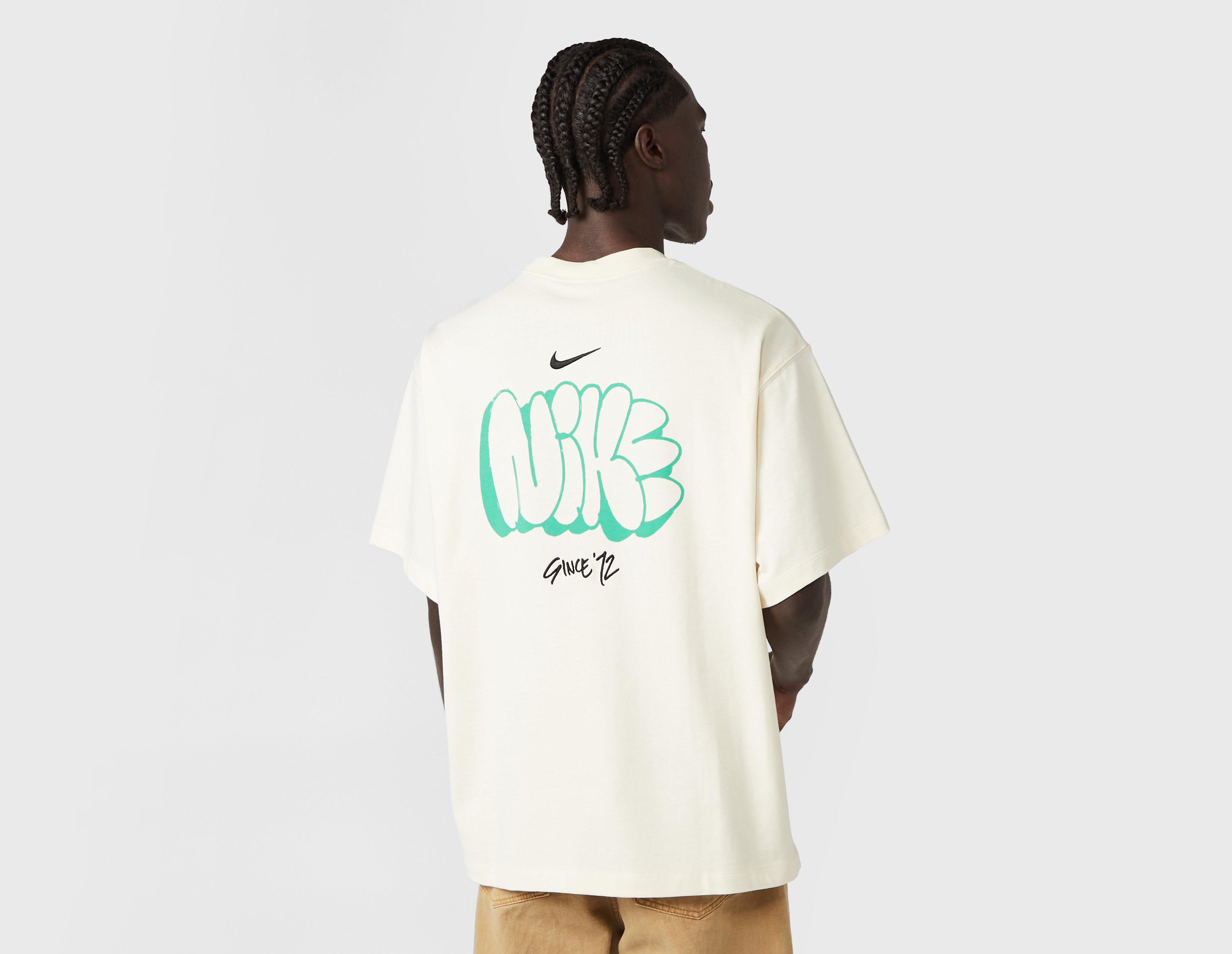 Nike Solo Swoosh Graffiti T-Shirt Weiss - size? Deutschland