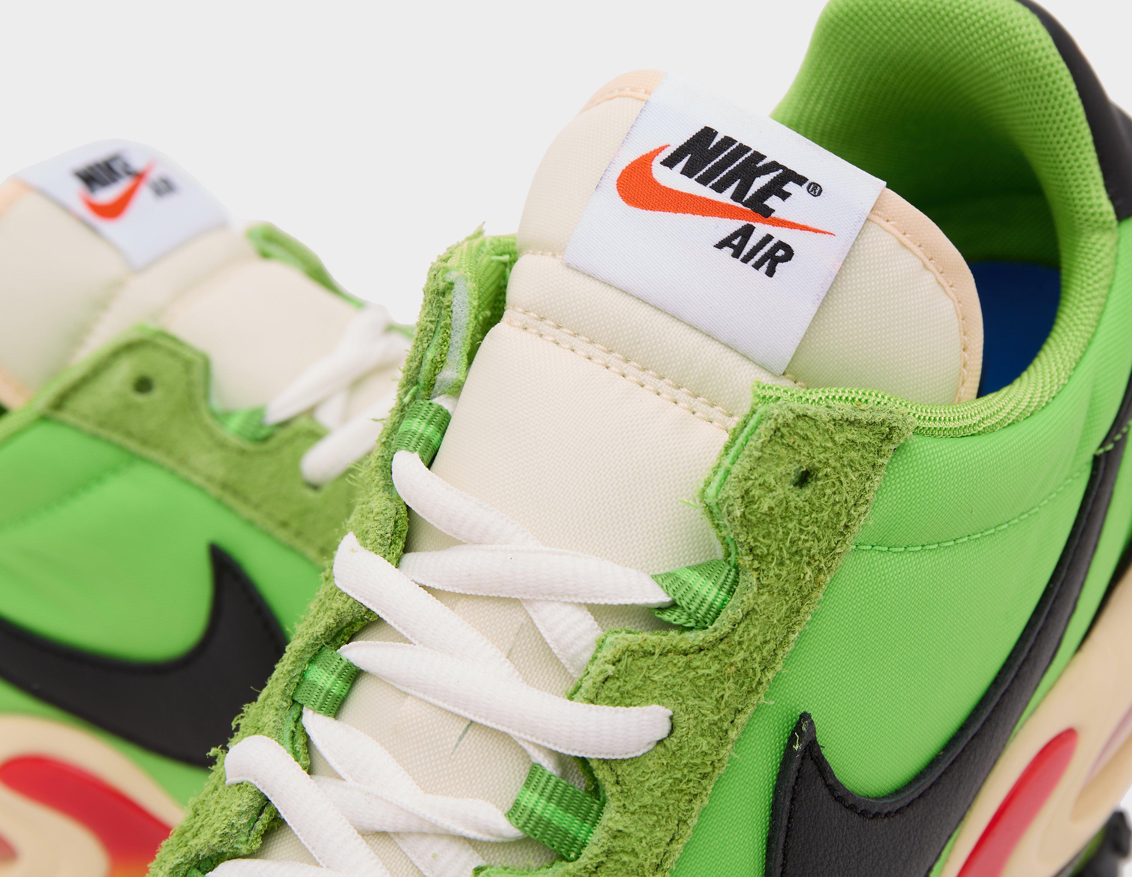 Nike waffle green deals
