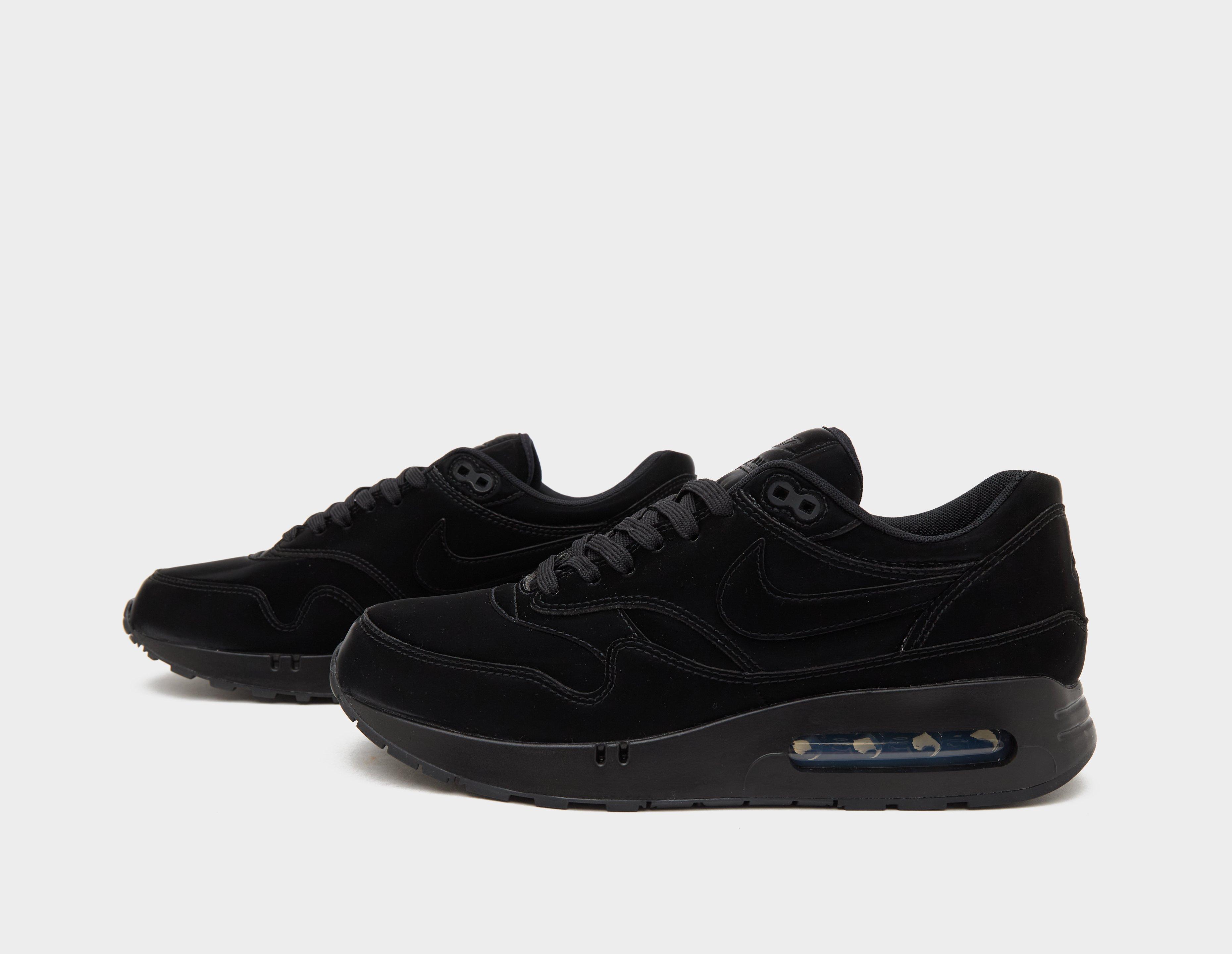 Suede Trainers Nike Air Max Jewell Black Suede NIKE Air Max Solo