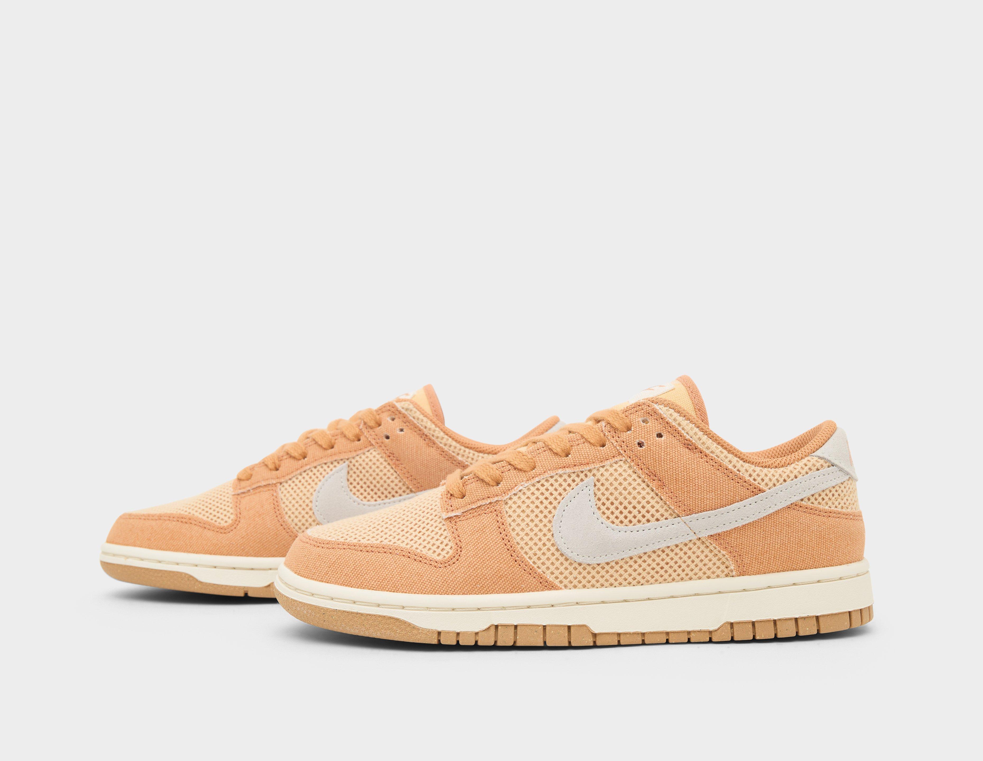 Nike Dunk Low Women's
