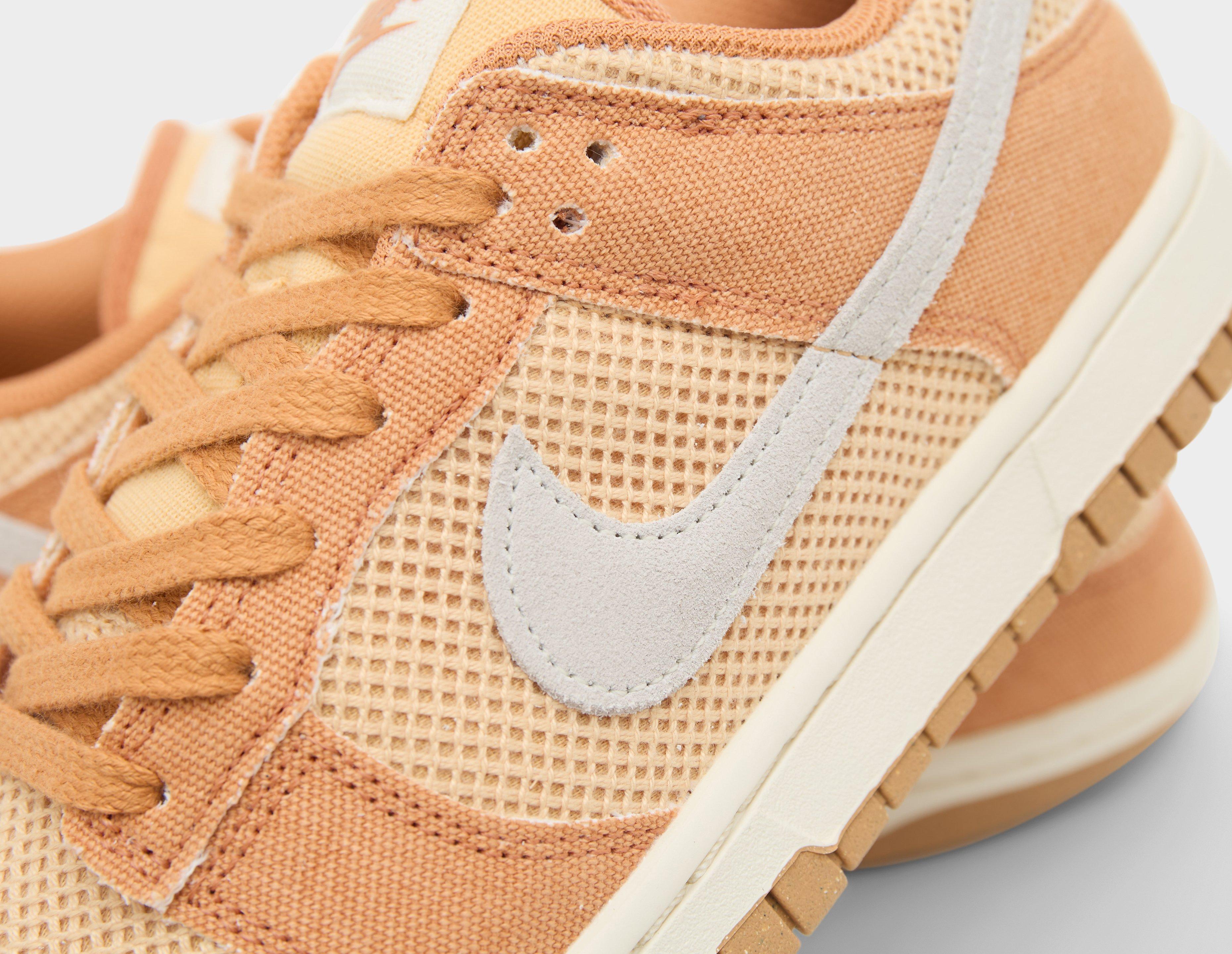 Nike Dunk Low Women's