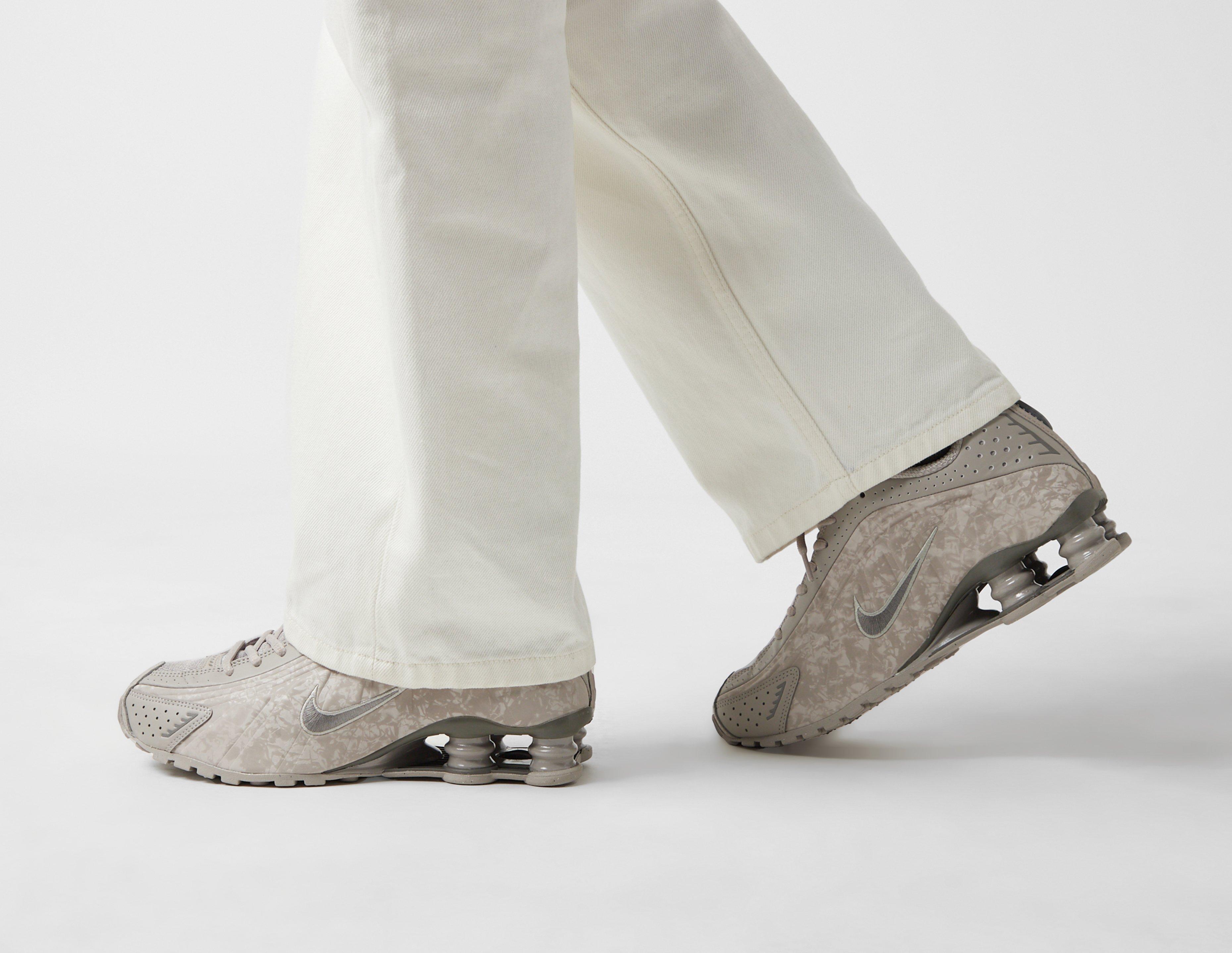 Nike Shox R4 Women's